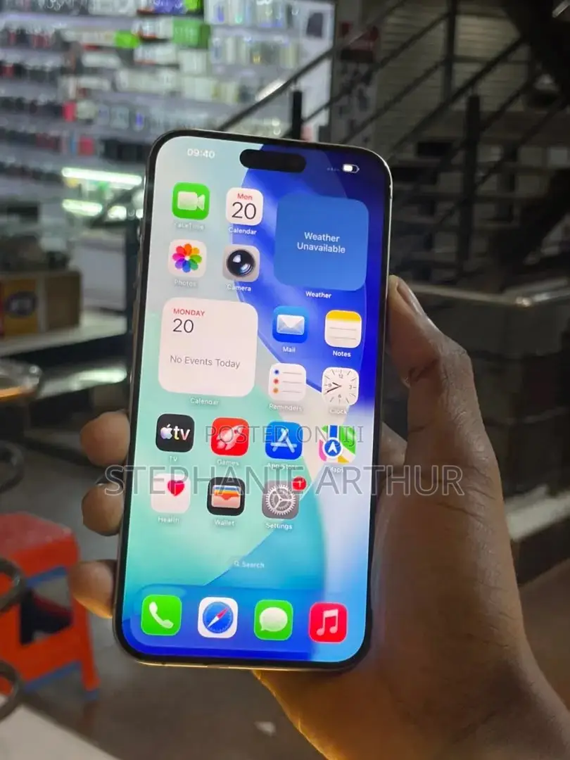 Apple iPhone 15 Pro Max 256 GB Gold