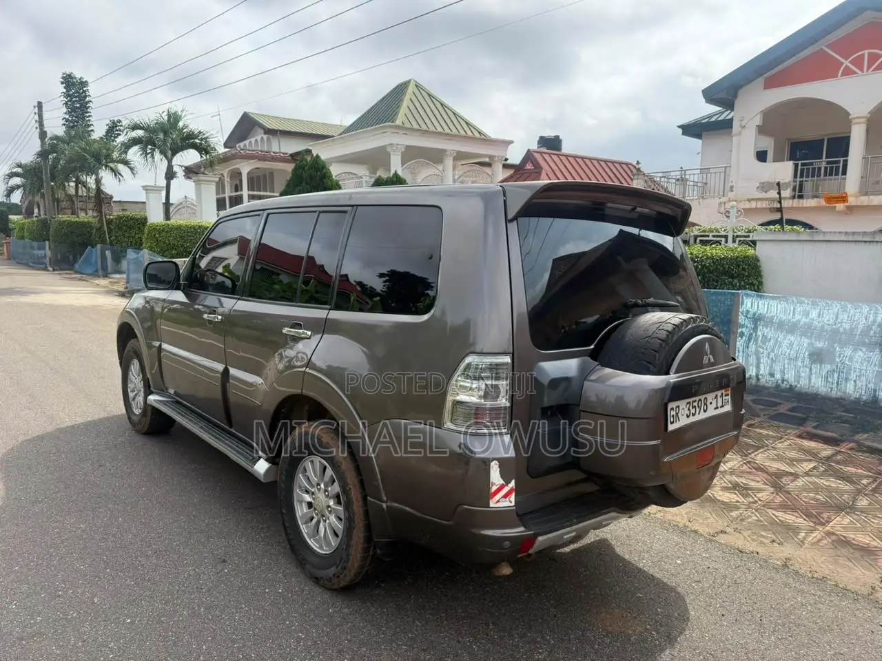 Mitsubishi Pajero 2011 Gray