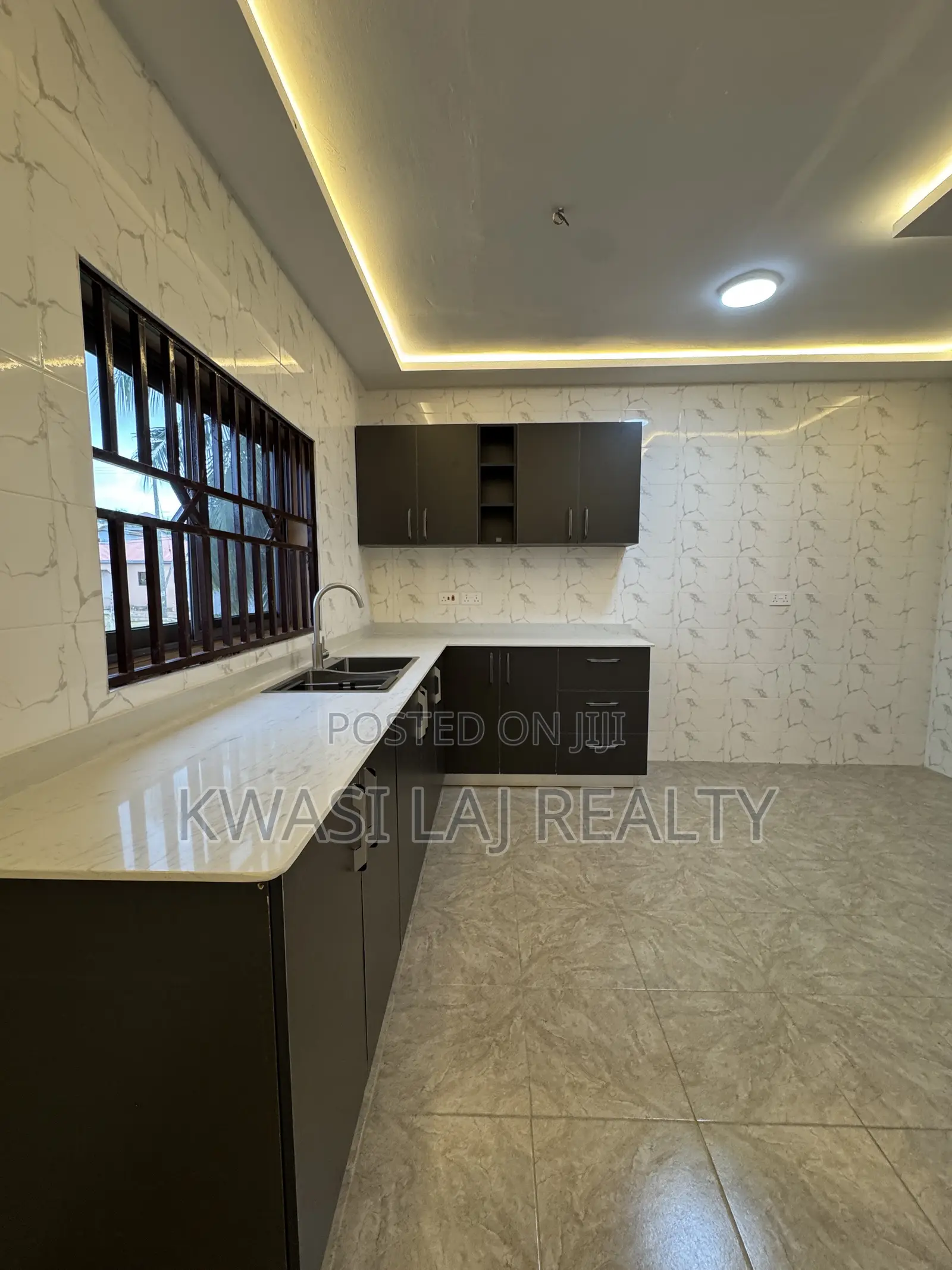 2bdrm Apartment in Mile11, Weija for rent