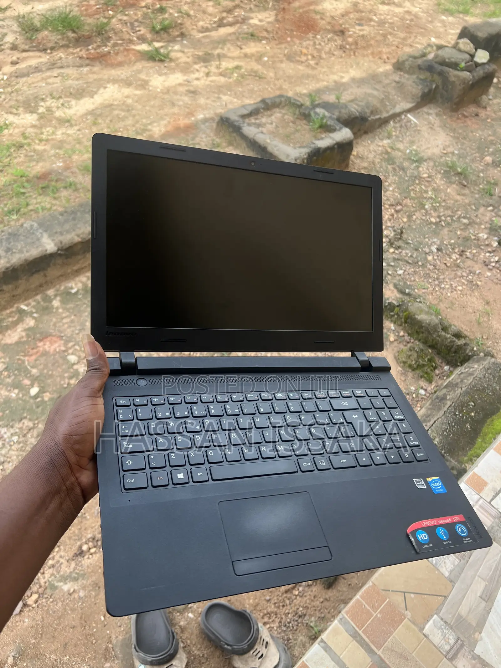 Laptop Lenovo IdeaPad 100 4GB Intel Celeron SSD 128GB