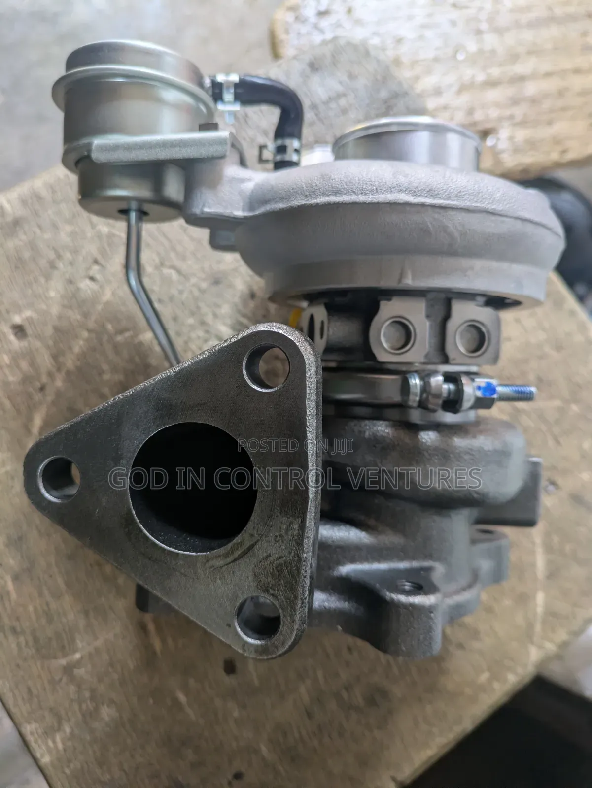 Pajaro Turbo Charger(4m41)