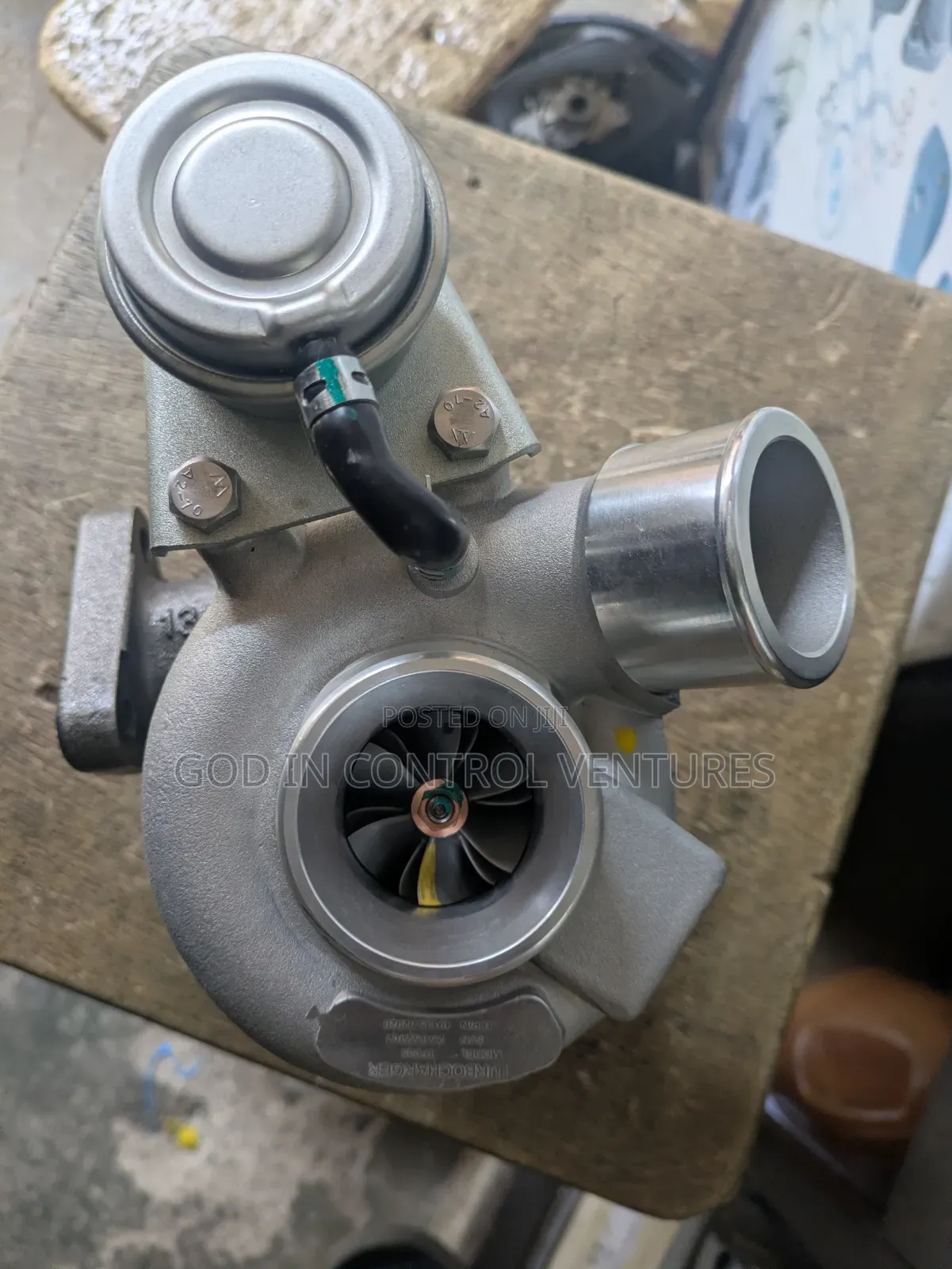 Pajaro Turbo Charger(4m41)