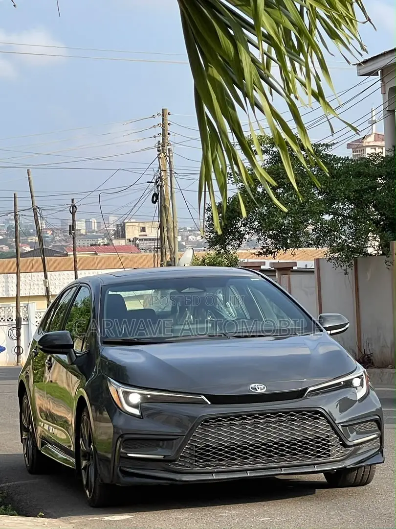 Toyota Corolla SE 2023 Gray