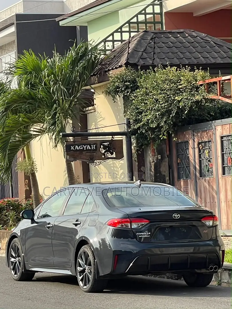 Toyota Corolla SE 2023 Gray