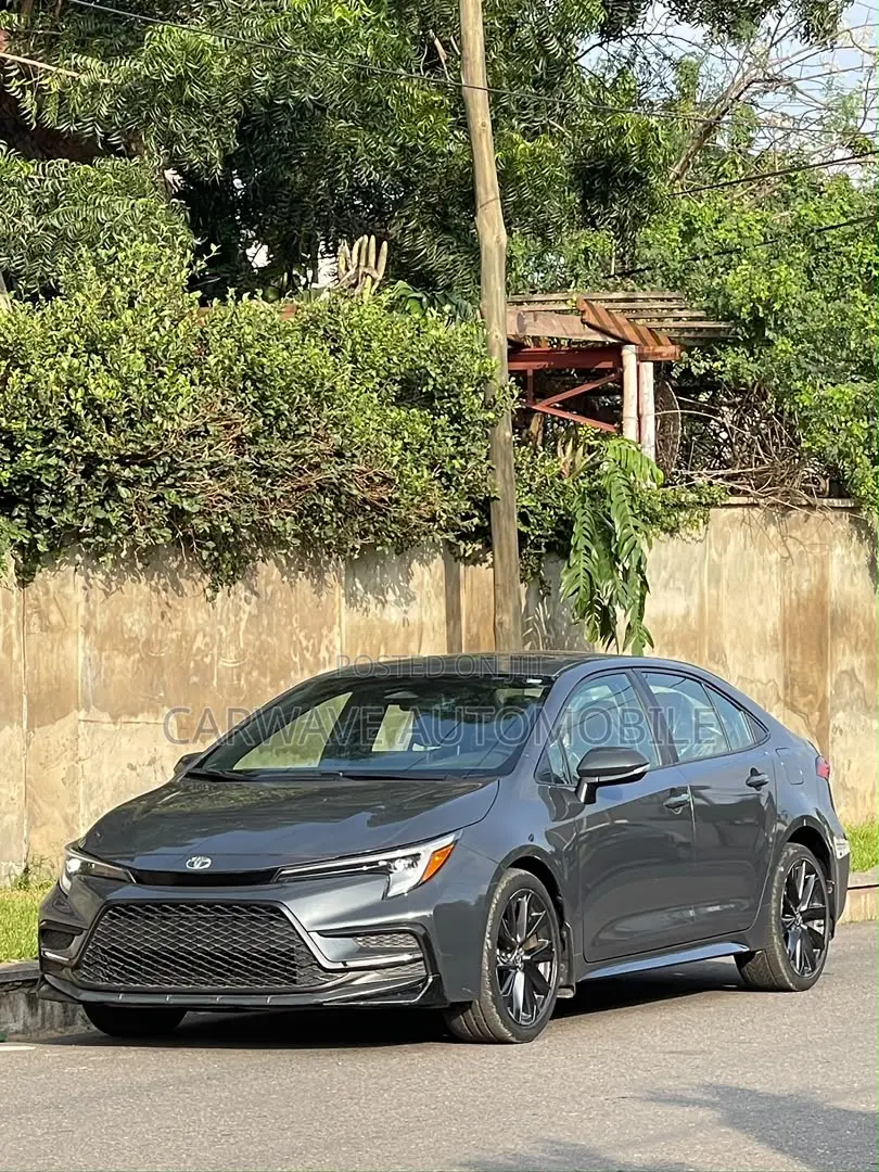 Toyota Corolla SE 2023 Gray