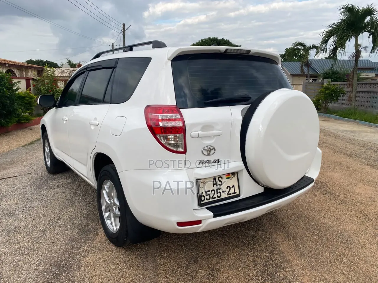 Toyota RAV4 2012 White