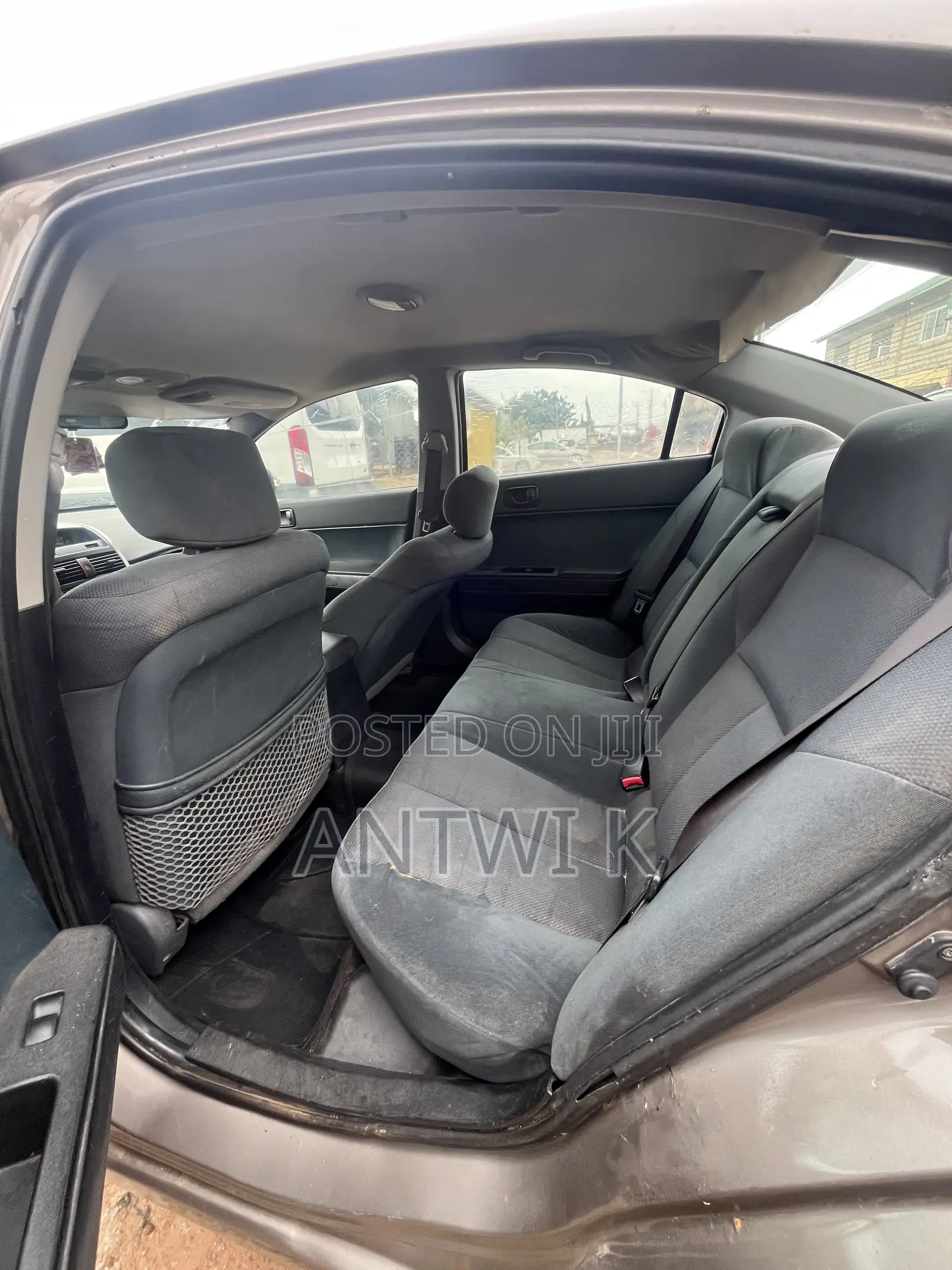 Mitsubishi Galant 2009 Brown