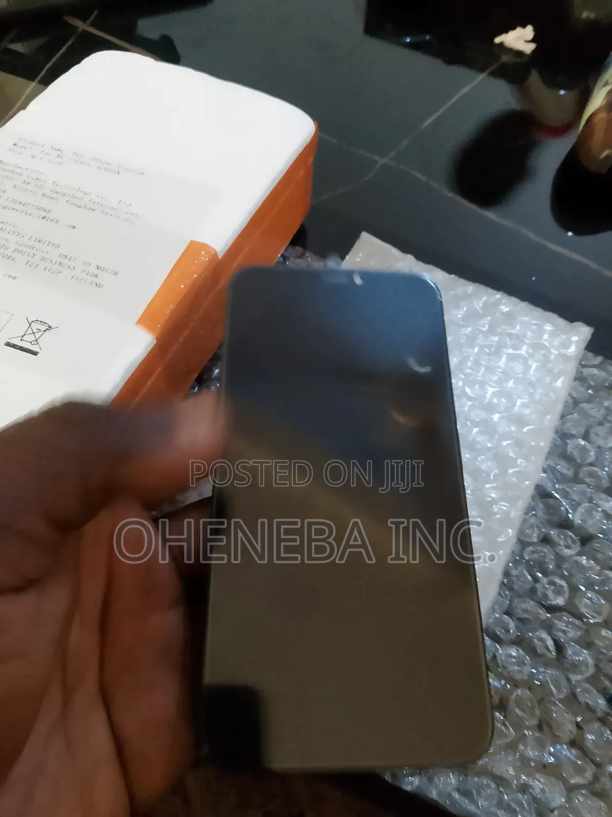 Buy Your iPhone Replacement Battery and Screens