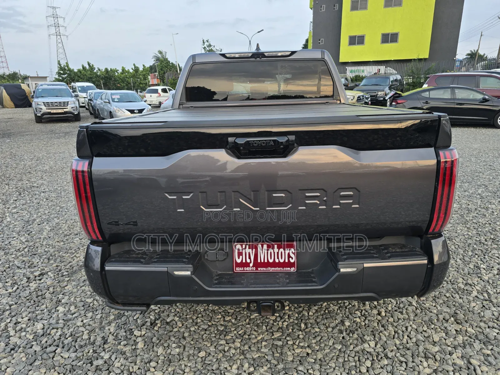 Toyota Tundra 2023 Gray