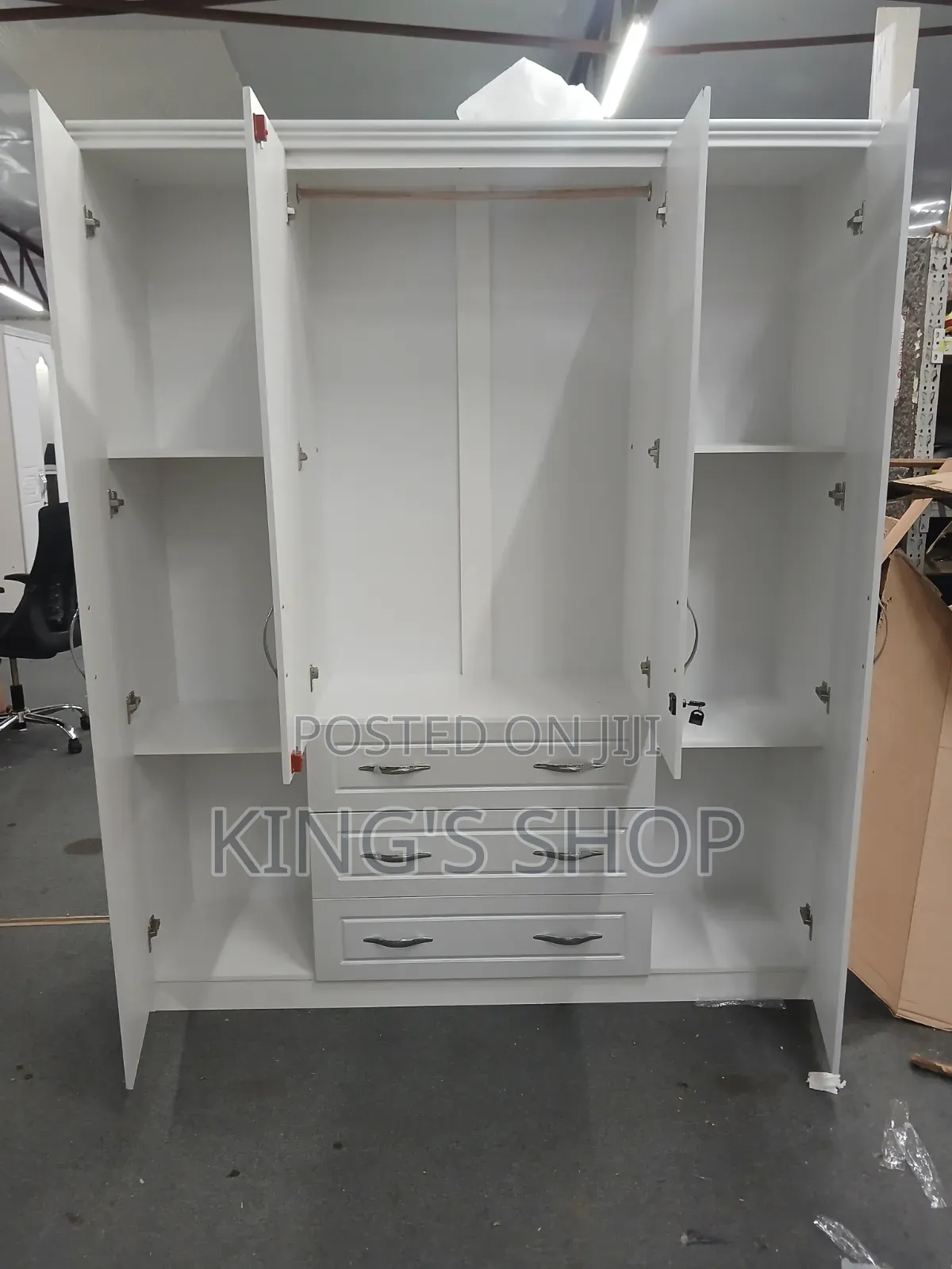 Spacious 4doors Wardrobe