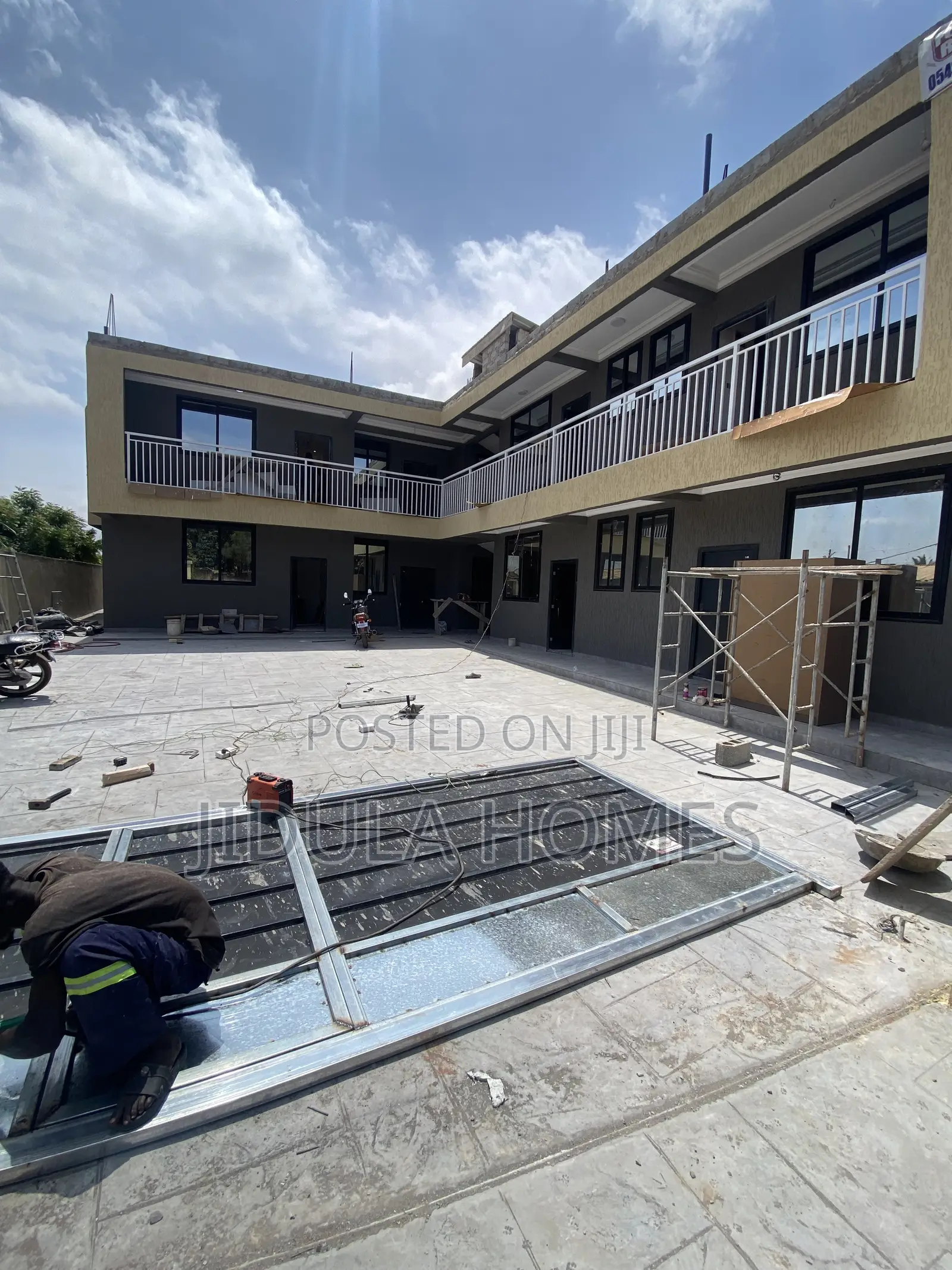1bdrm Apartment in Adenta, Frafraha for rent