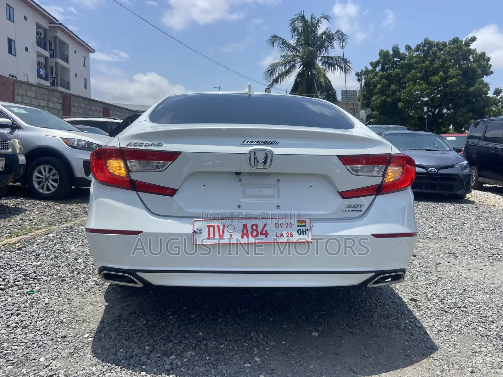 Honda Accord Touring 2.0T 2018 White