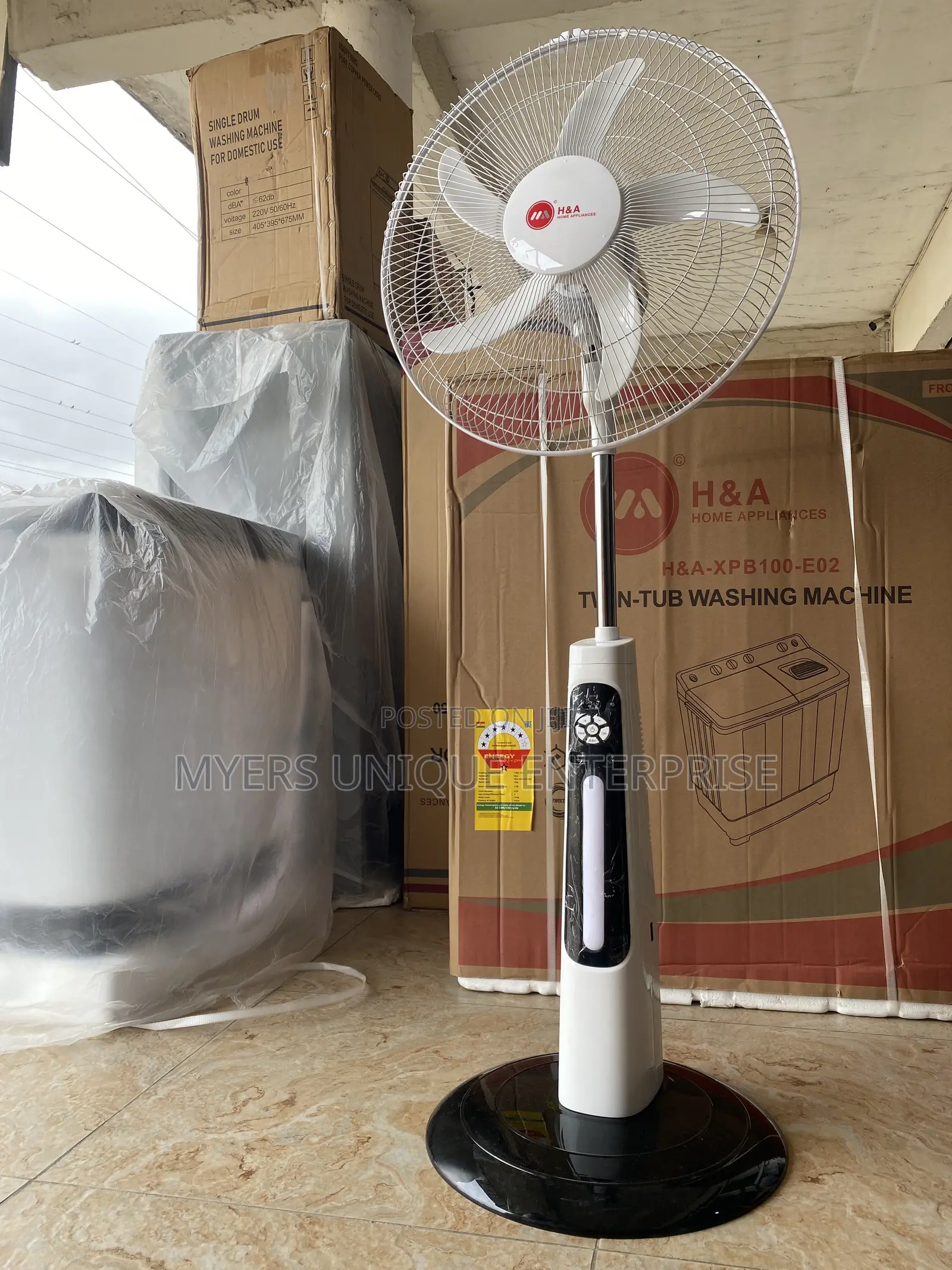 18" Rechargeable Standing Fan With Oscillation + Multiple Speeds