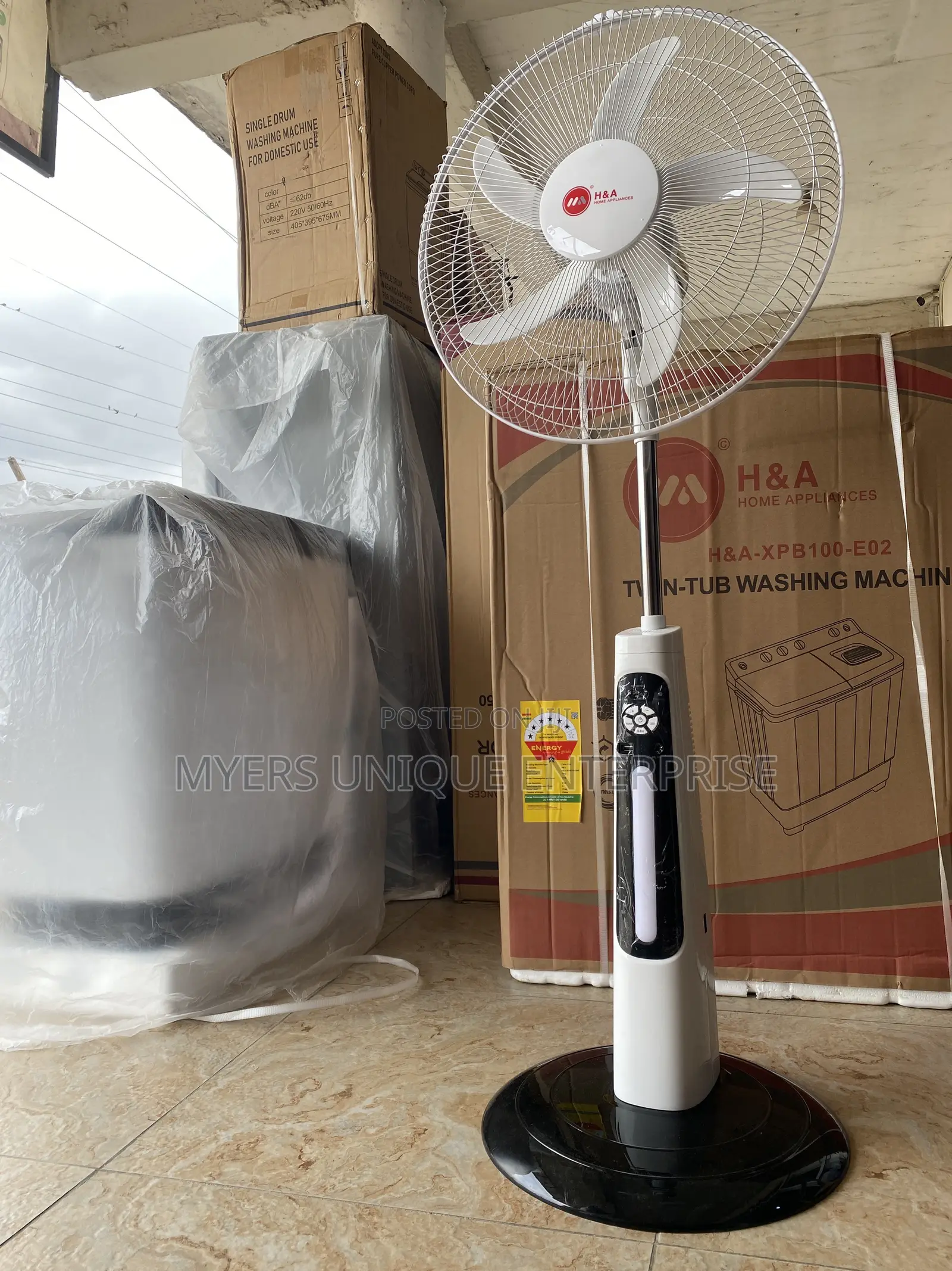18" Rechargeable Standing Fan With Oscillation + Multiple Speeds