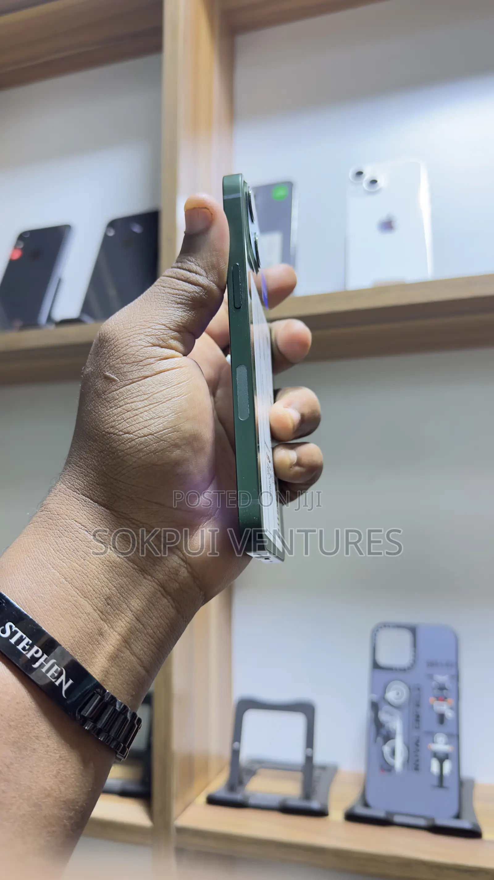 Apple iPhone 13 128 GB Green