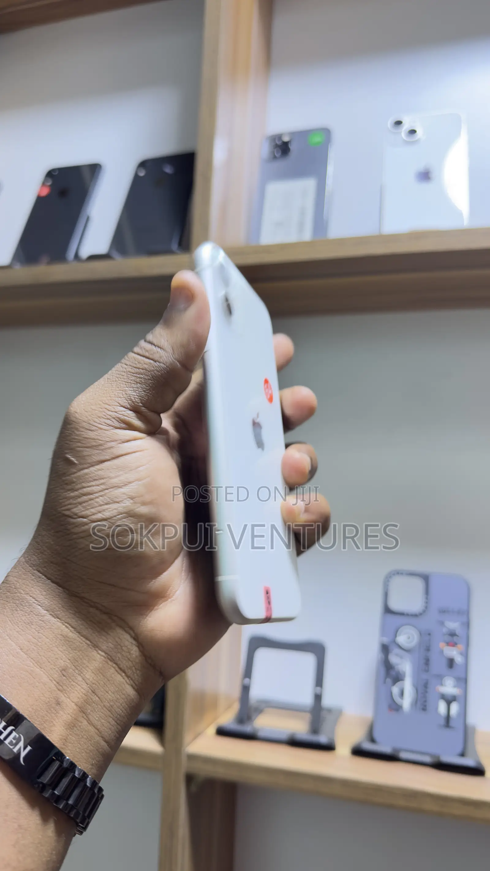 Apple iPhone 11 64 GB White