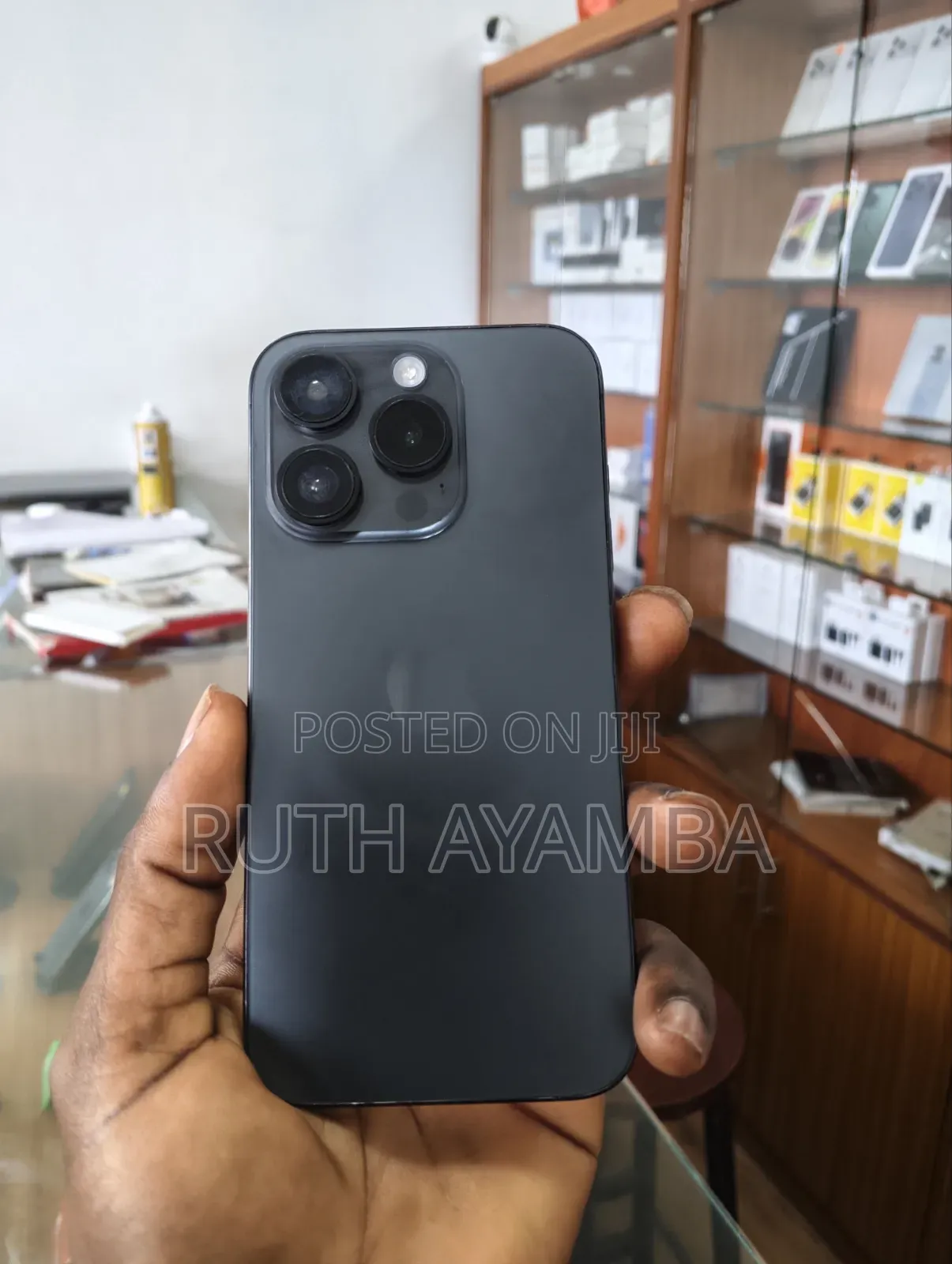 Apple iPhone 15 Pro 256 GB Gray
