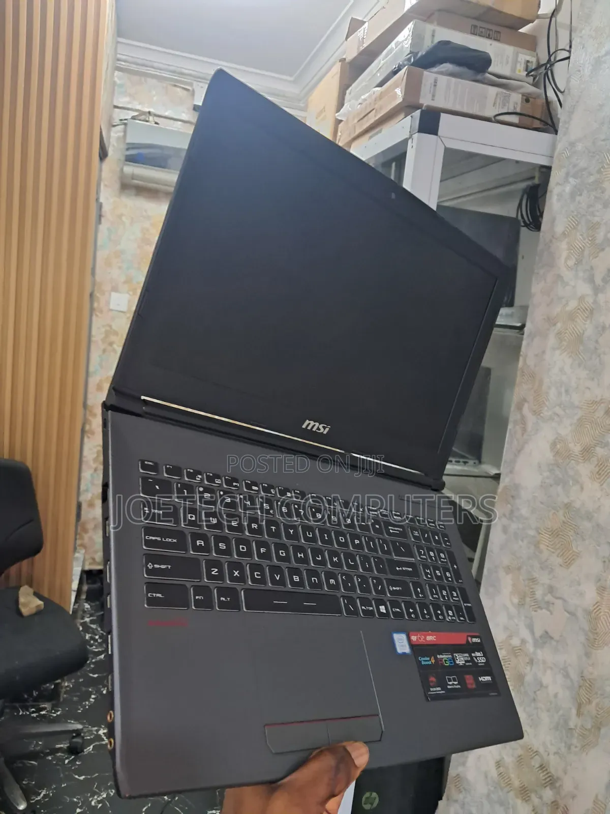 Laptop MSI GF62 8RD 12GB Intel Core i5 SSD 512GB