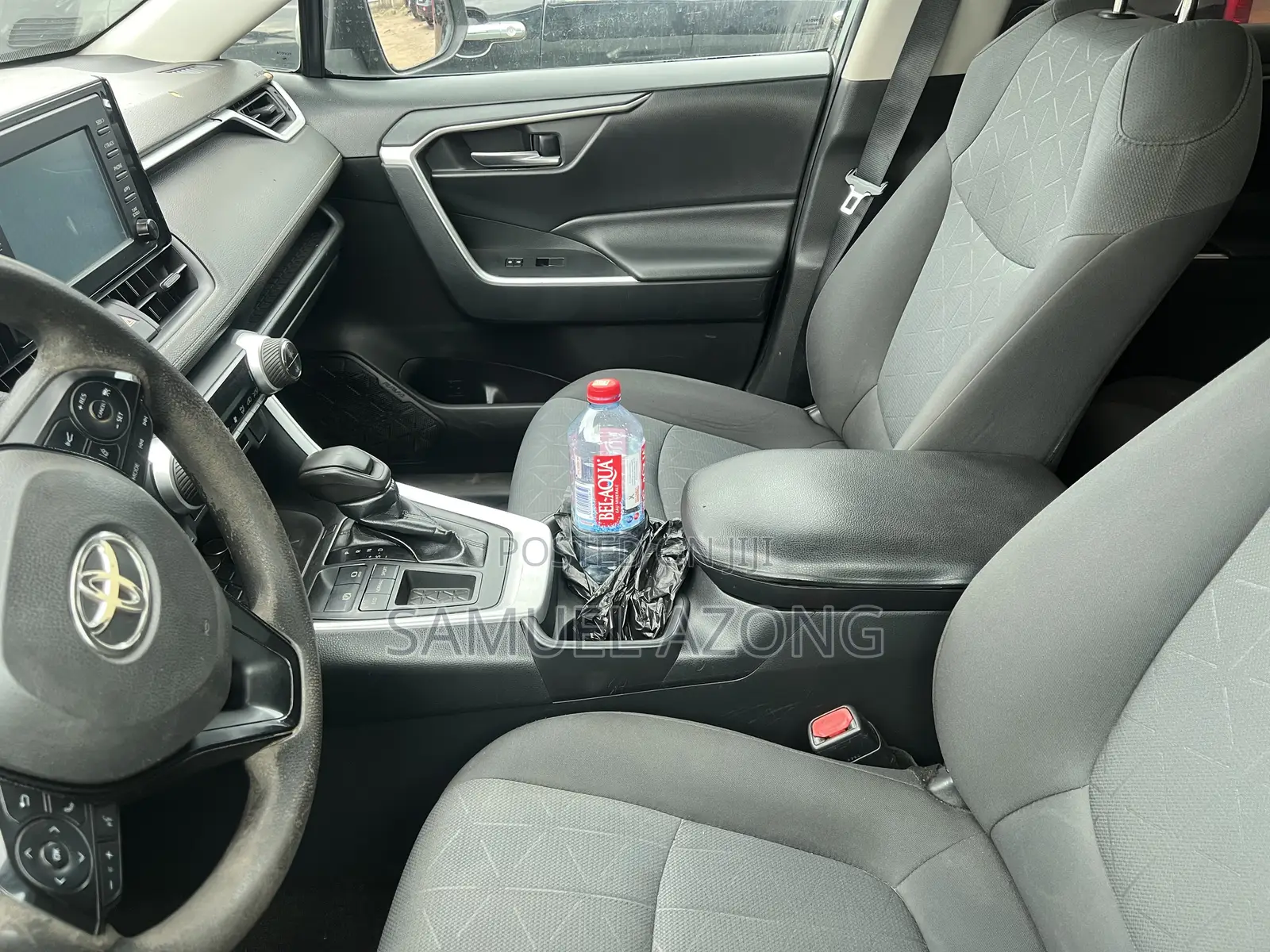 Toyota RAV4 XLE AWD 2019 Green