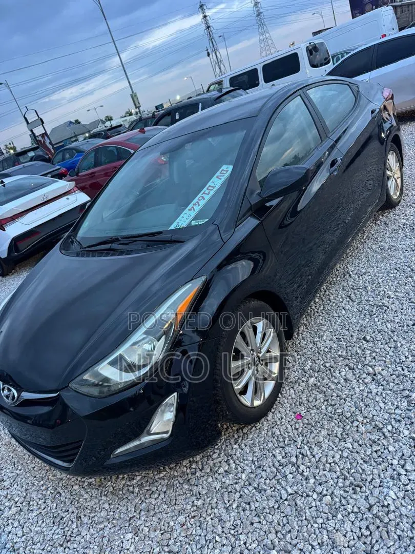 Hyundai Elantra 2016 Black