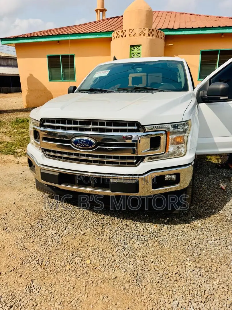 Ford F-150 2019 White