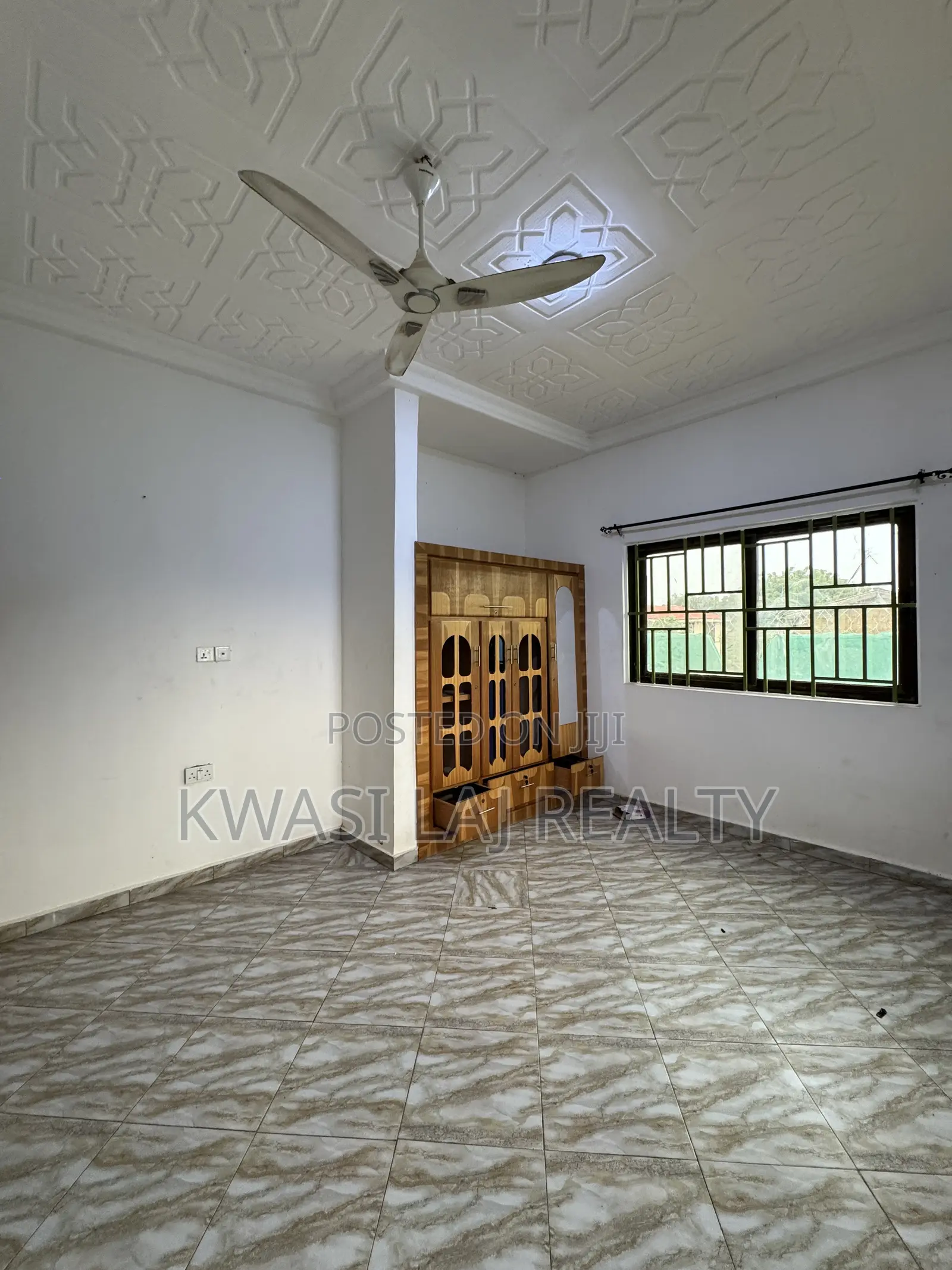 4bdrm House in Kokrobite, Weija for rent