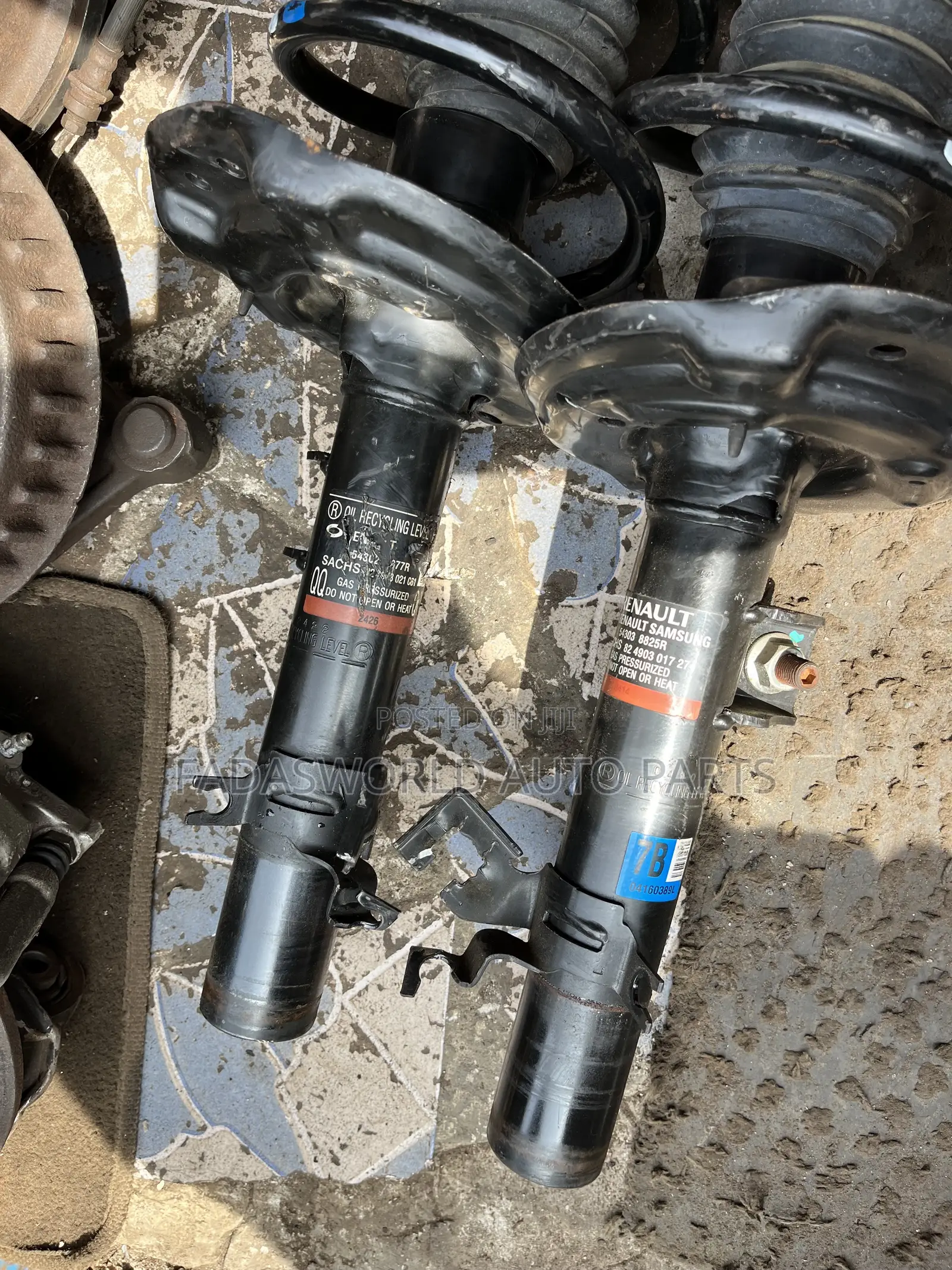 2019 Nissan Rogue Front Shocks Pair