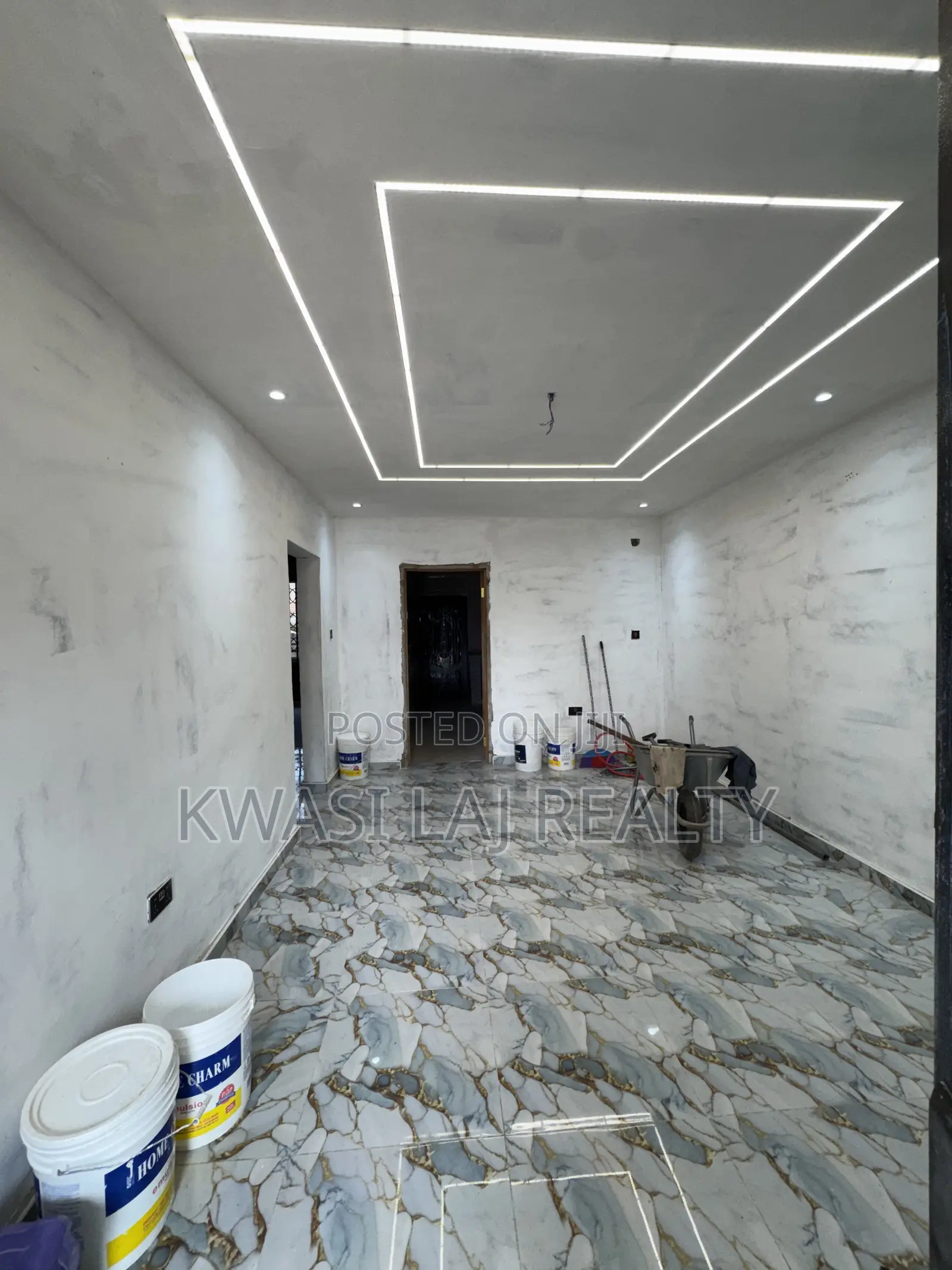 2bdrm Apartment in Whitecross, Weija for rent