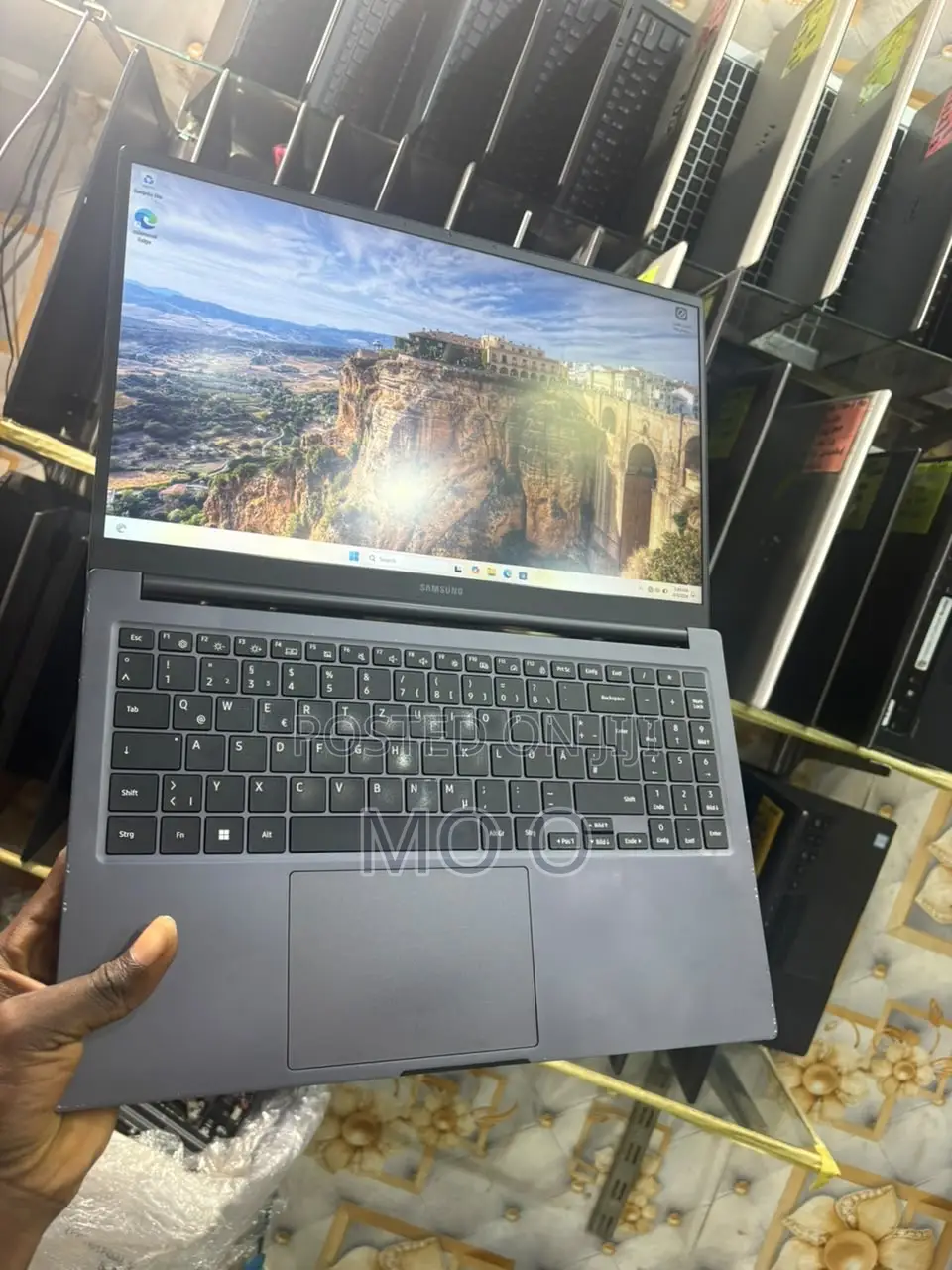 Laptop Samsung Galaxy Book4 8GB Intel Core i3 SSD 256GB