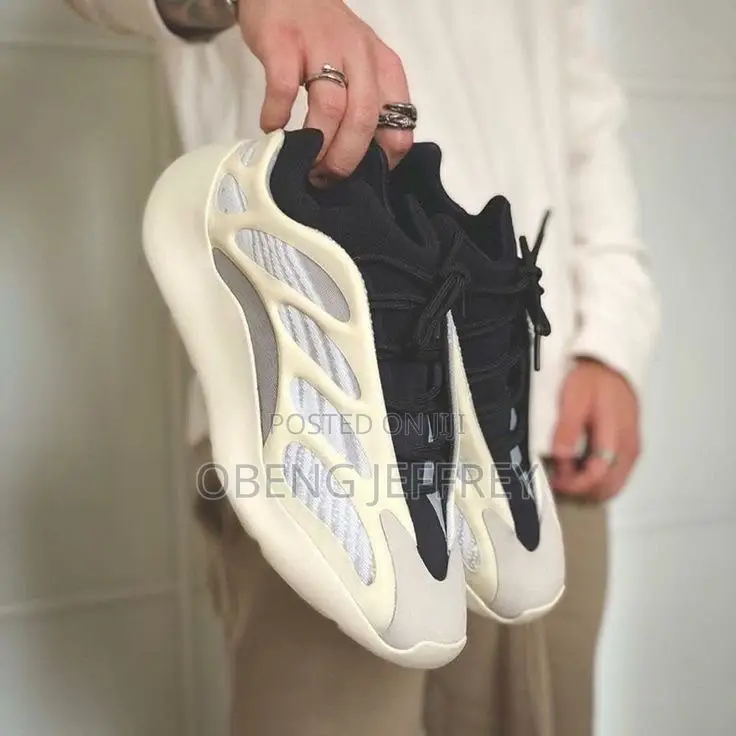 Original Adidas Yeezy 700 V3 Cream-White