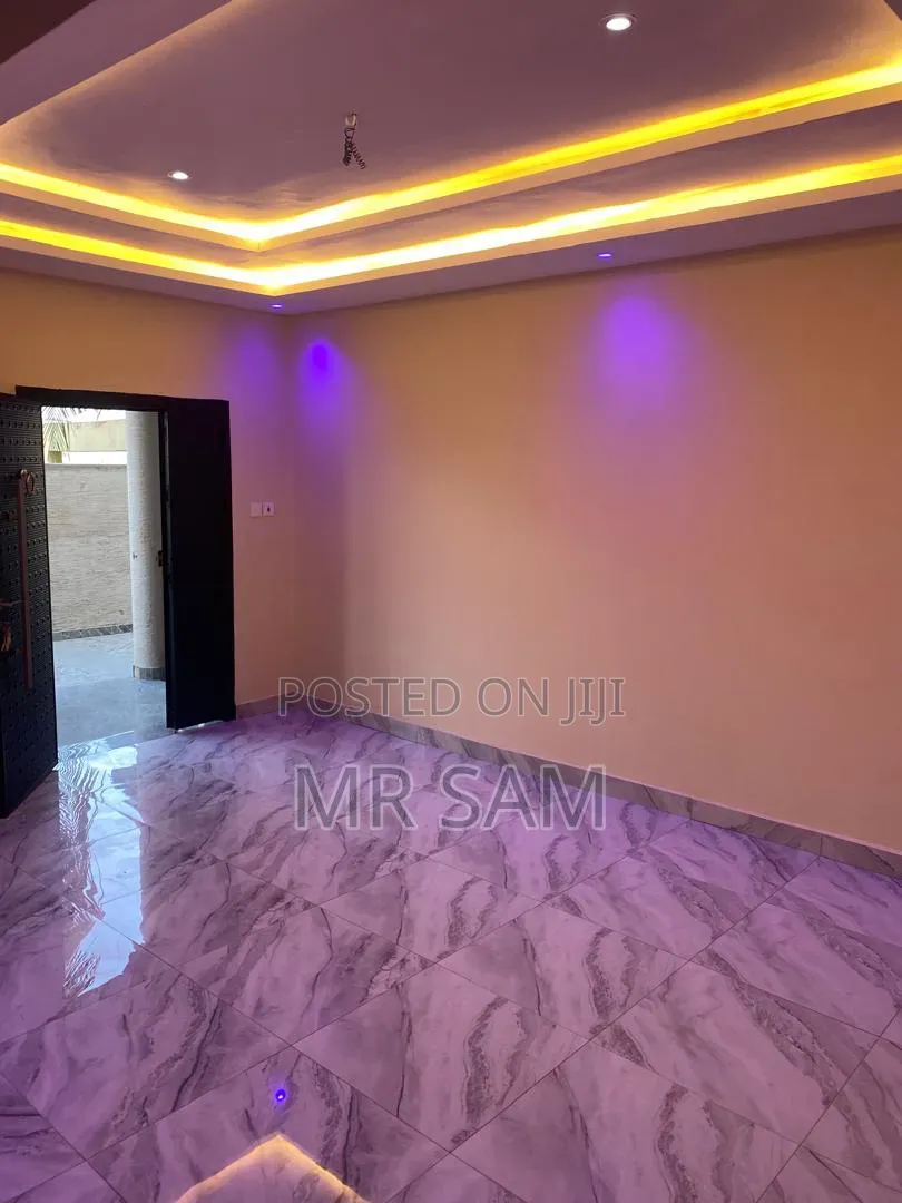 2bdrm Apartment in Ayibwe Twon, West Hills Mall Area for rent