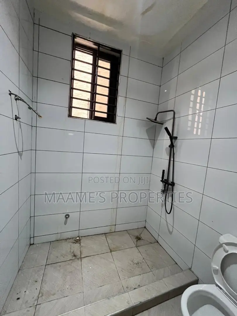 2bdrm Apartment in Adjiriganor for rent