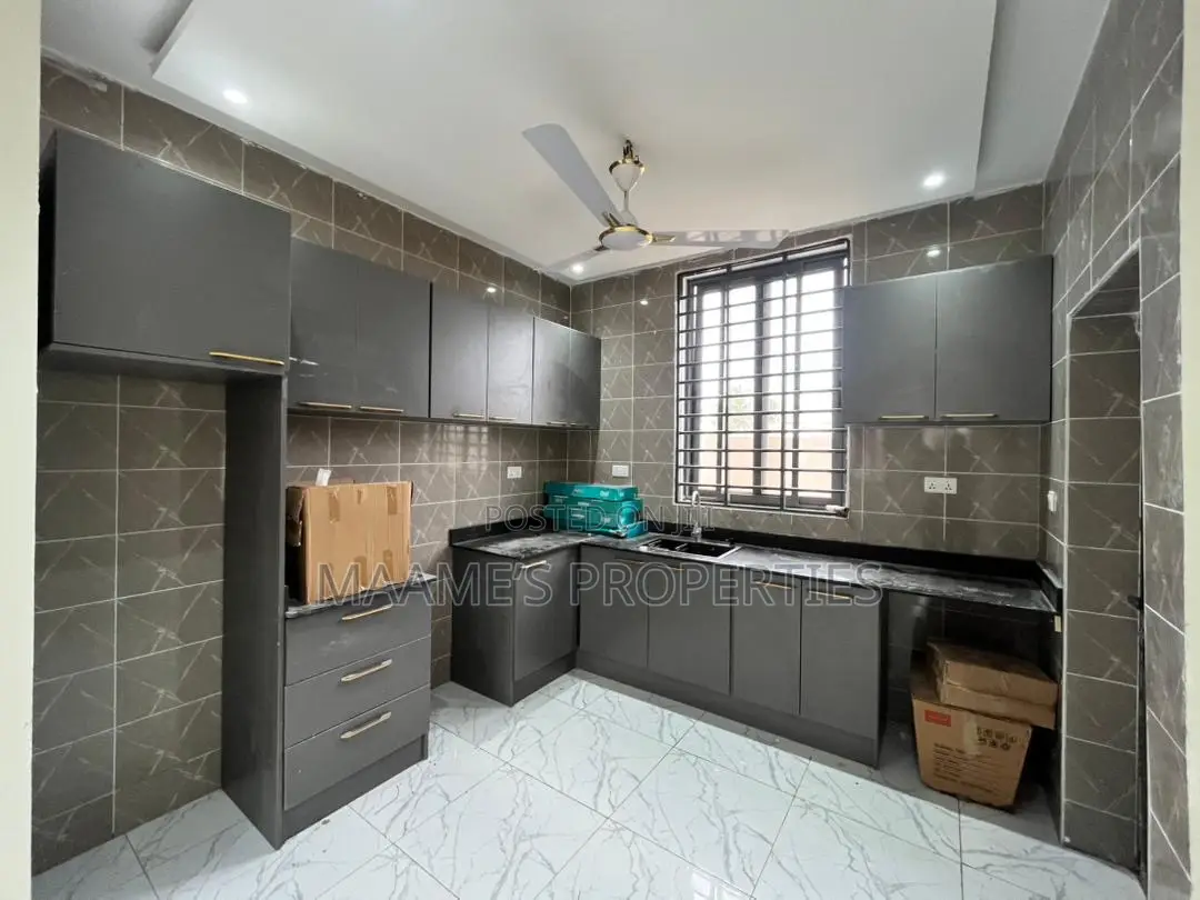 2bdrm Apartment in Adjiriganor for rent