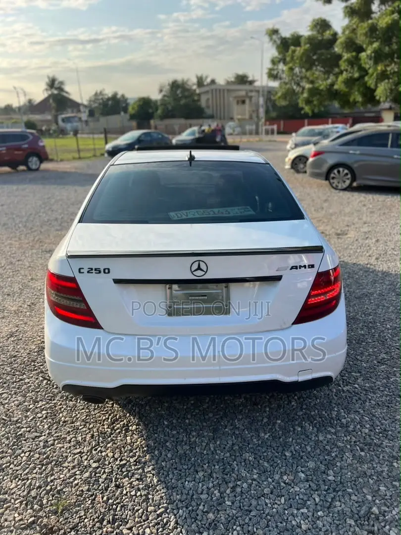 Mercedes-Benz C250 2014 White