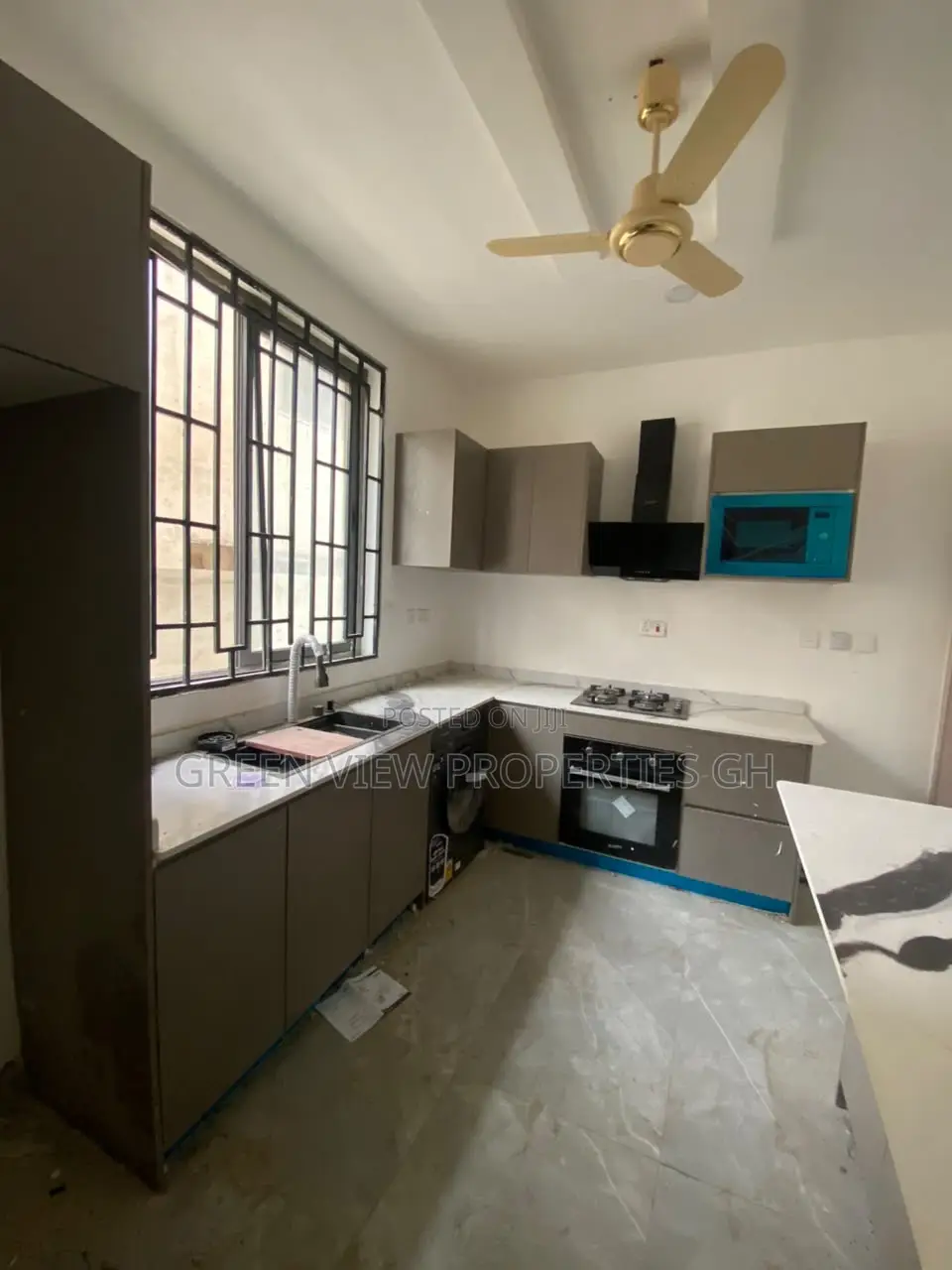 3bdrm Townhouse / Terrace in Tseaddo for rent