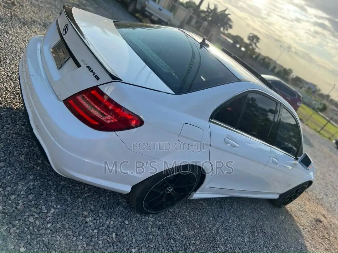 Mercedes-Benz C250 2014 White