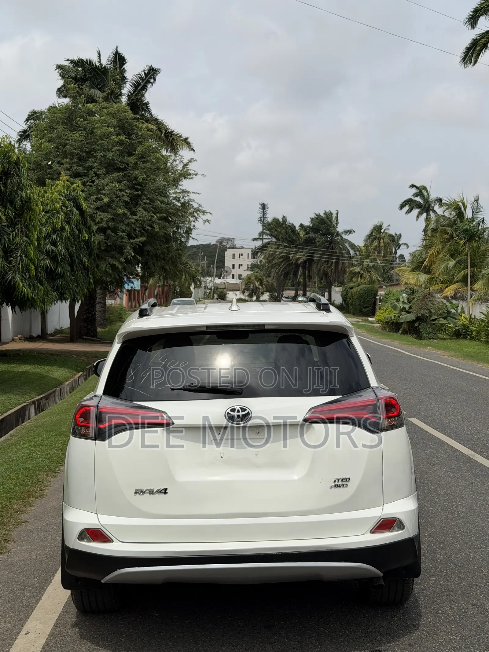 Toyota RAV4 Limited 4dr SUV AWD (2.5L 4cyl 6A) 2018 White