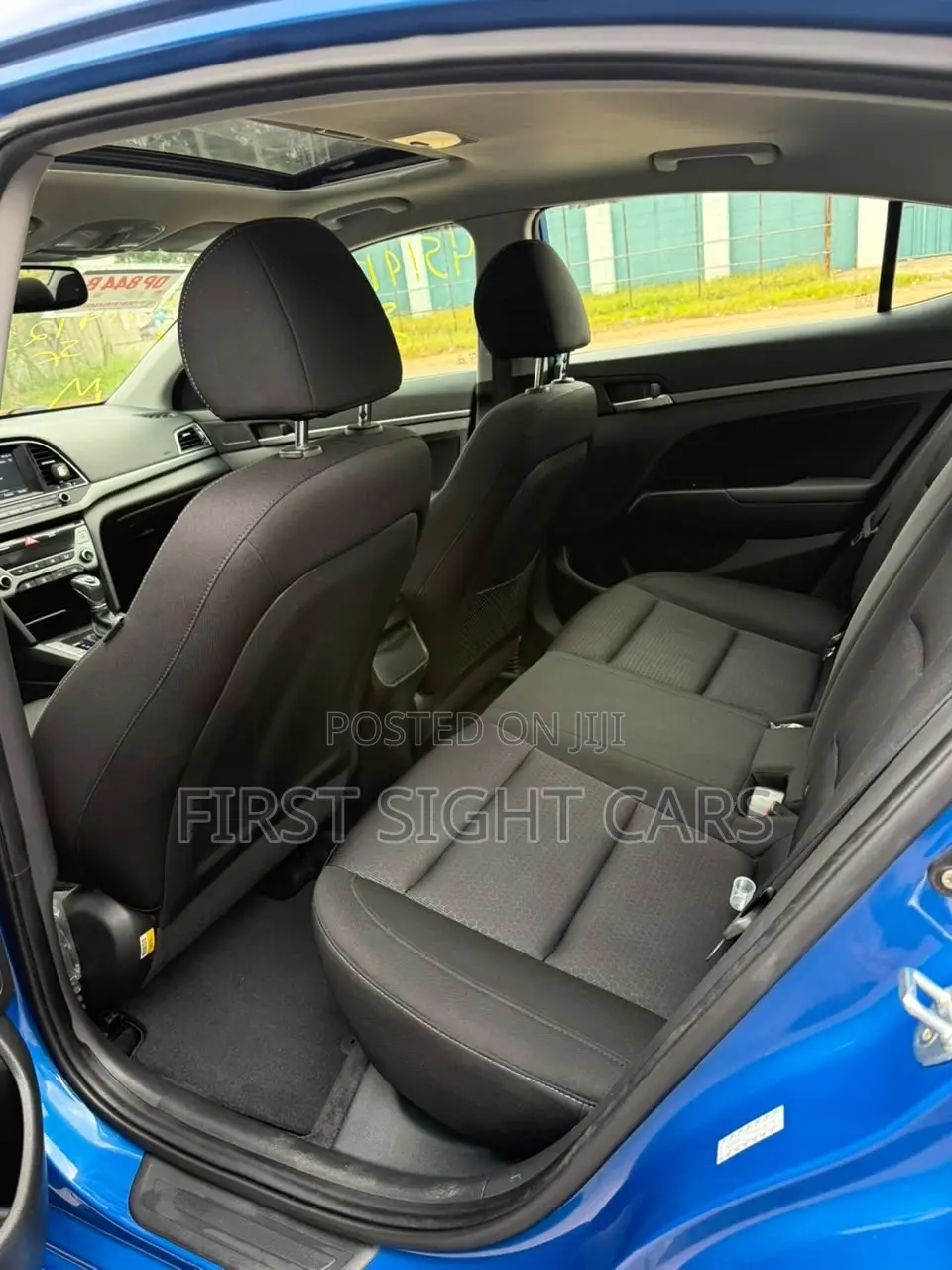 Hyundai Elantra Limited Sedan FWD (2.0L 4cyl 6A) 2017 Blue