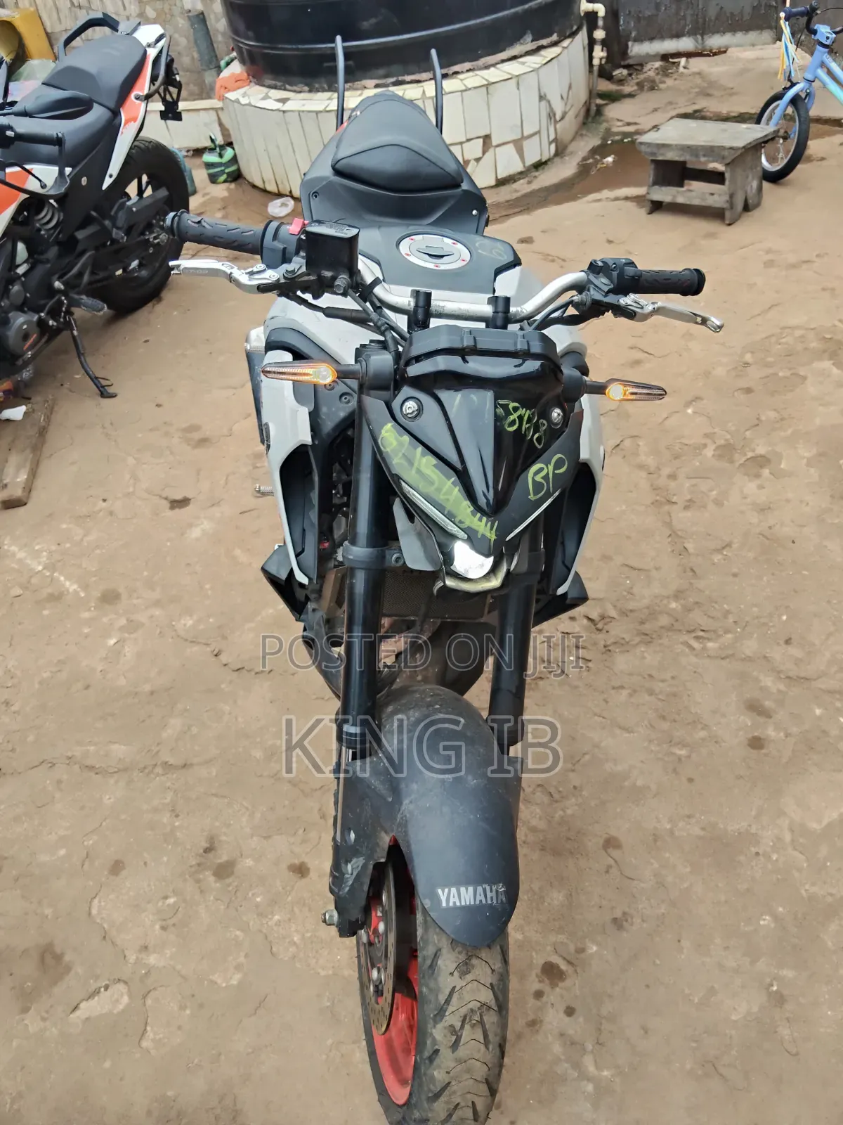 Yamaha 2022 Black