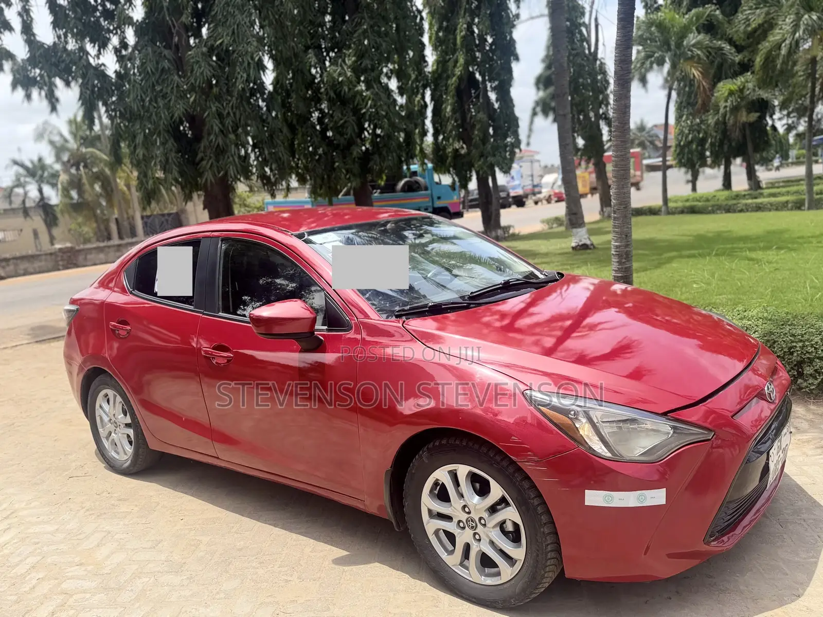 Toyota Yaris 2019 Red
