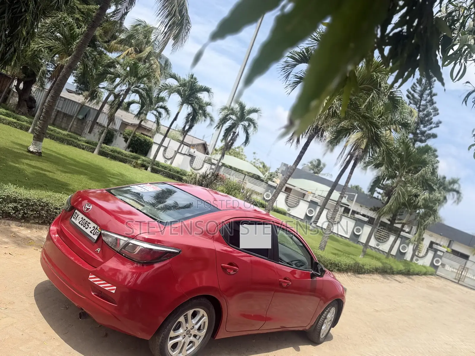 Toyota Yaris 2019 Red