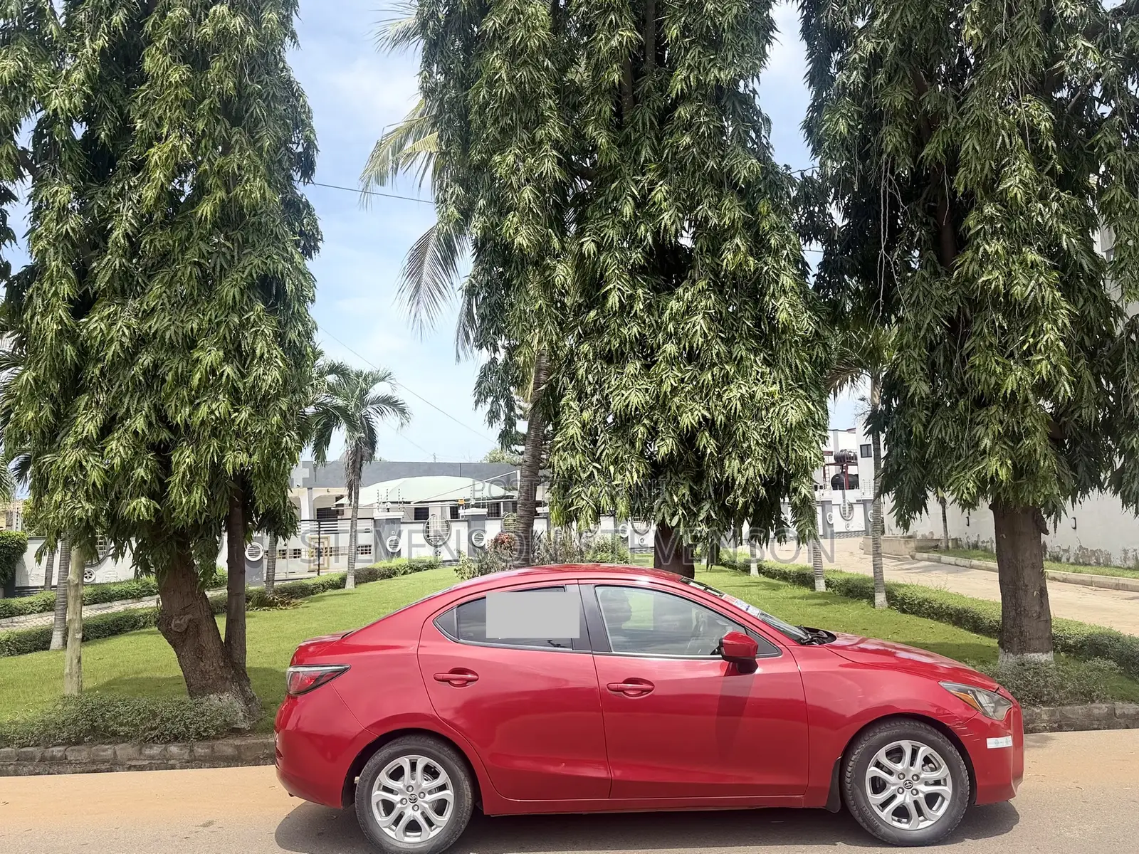 Toyota Yaris 2019 Red
