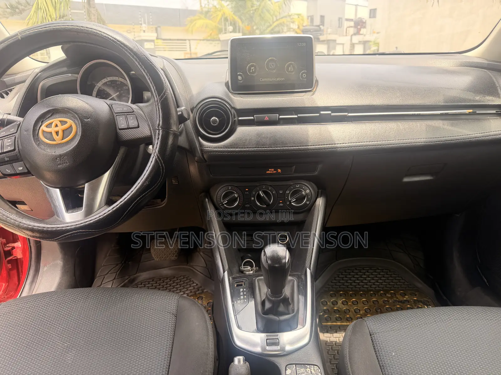 Toyota Yaris 2019 Red