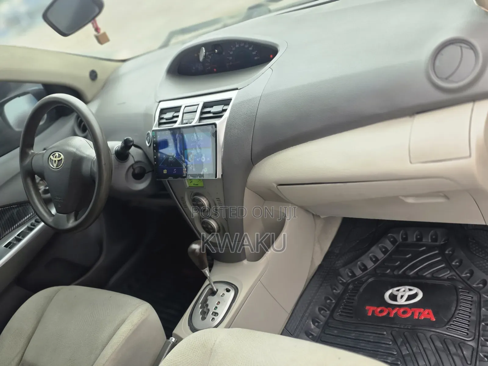 Toyota Belta 2009 Blue