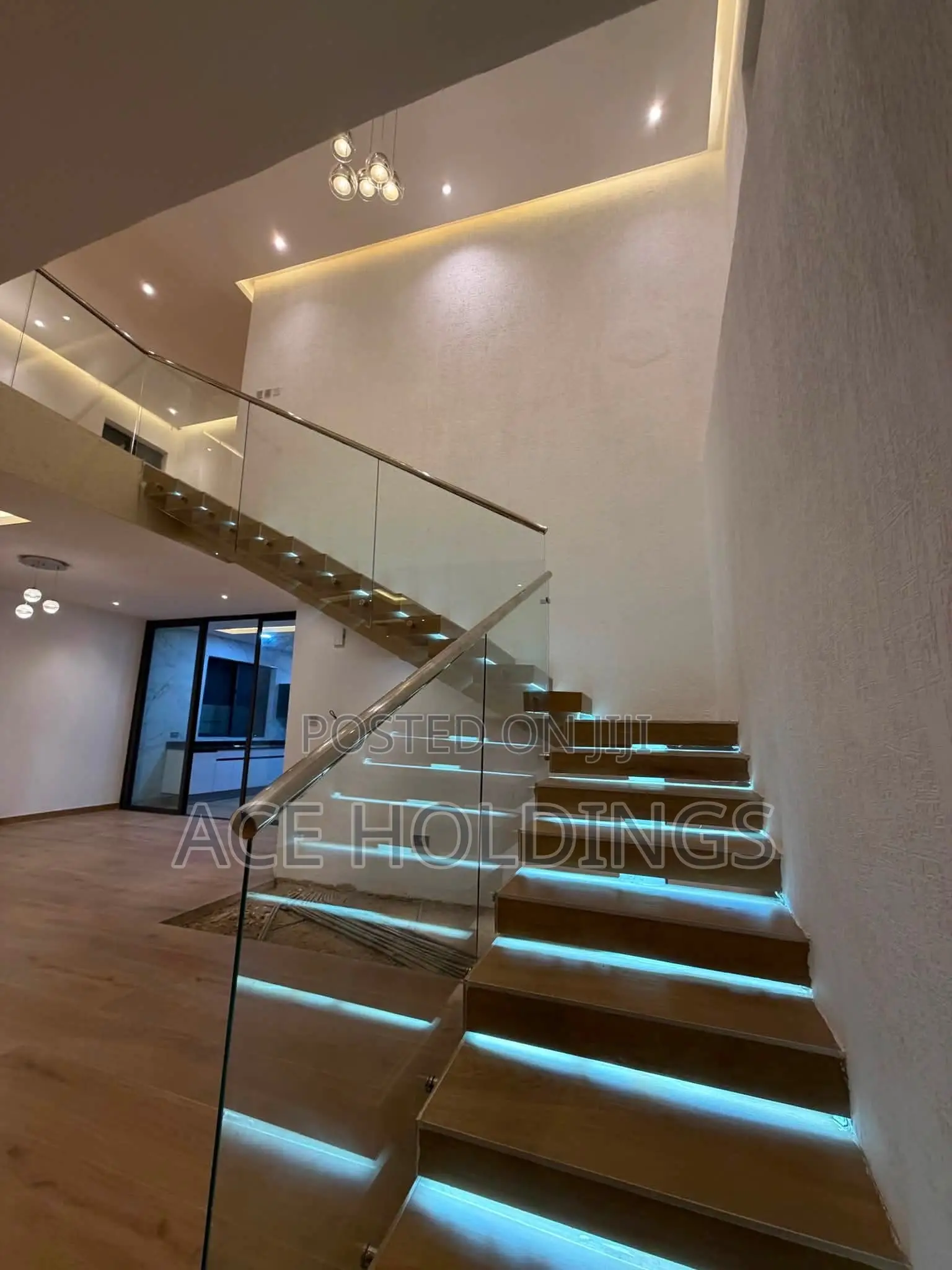 4bdrm Mansion in West Trasacco, School Junction for sale