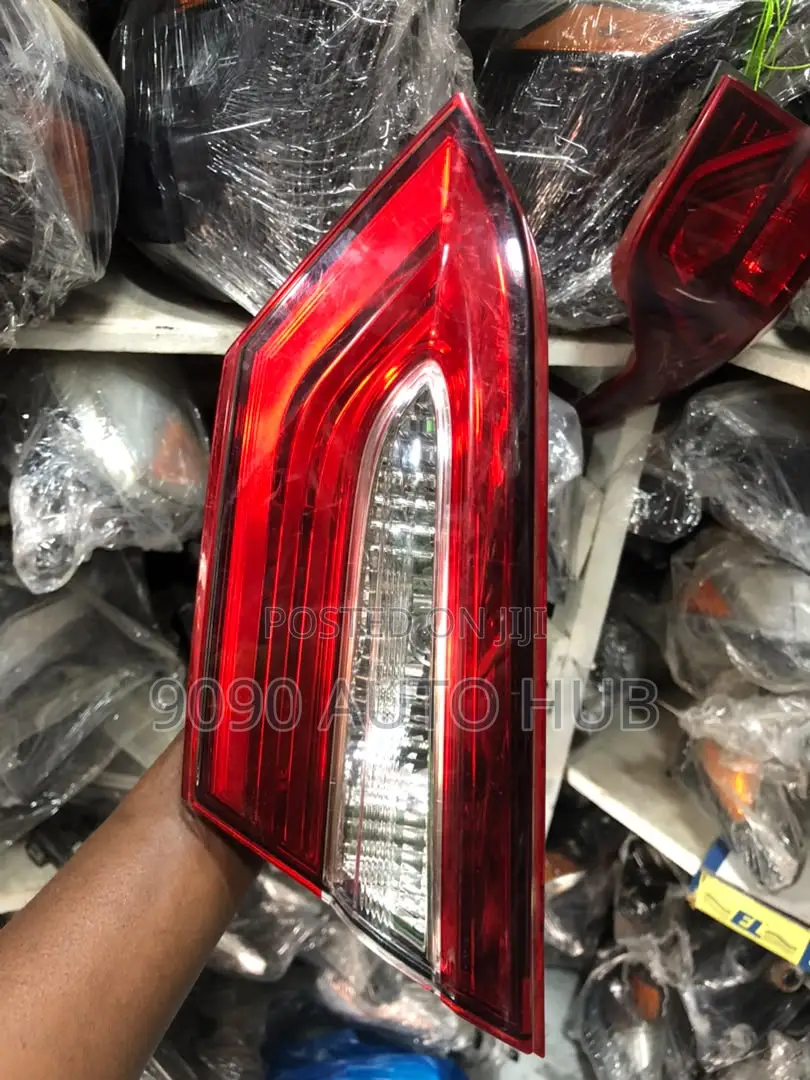 2018–2022 Toyota Camry Boot Light (Foreign Used – Premium OEM)