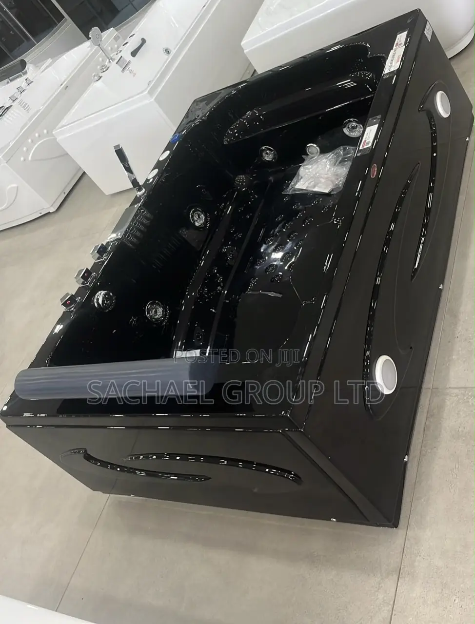Jacuzzi With Lights and Bluetooth