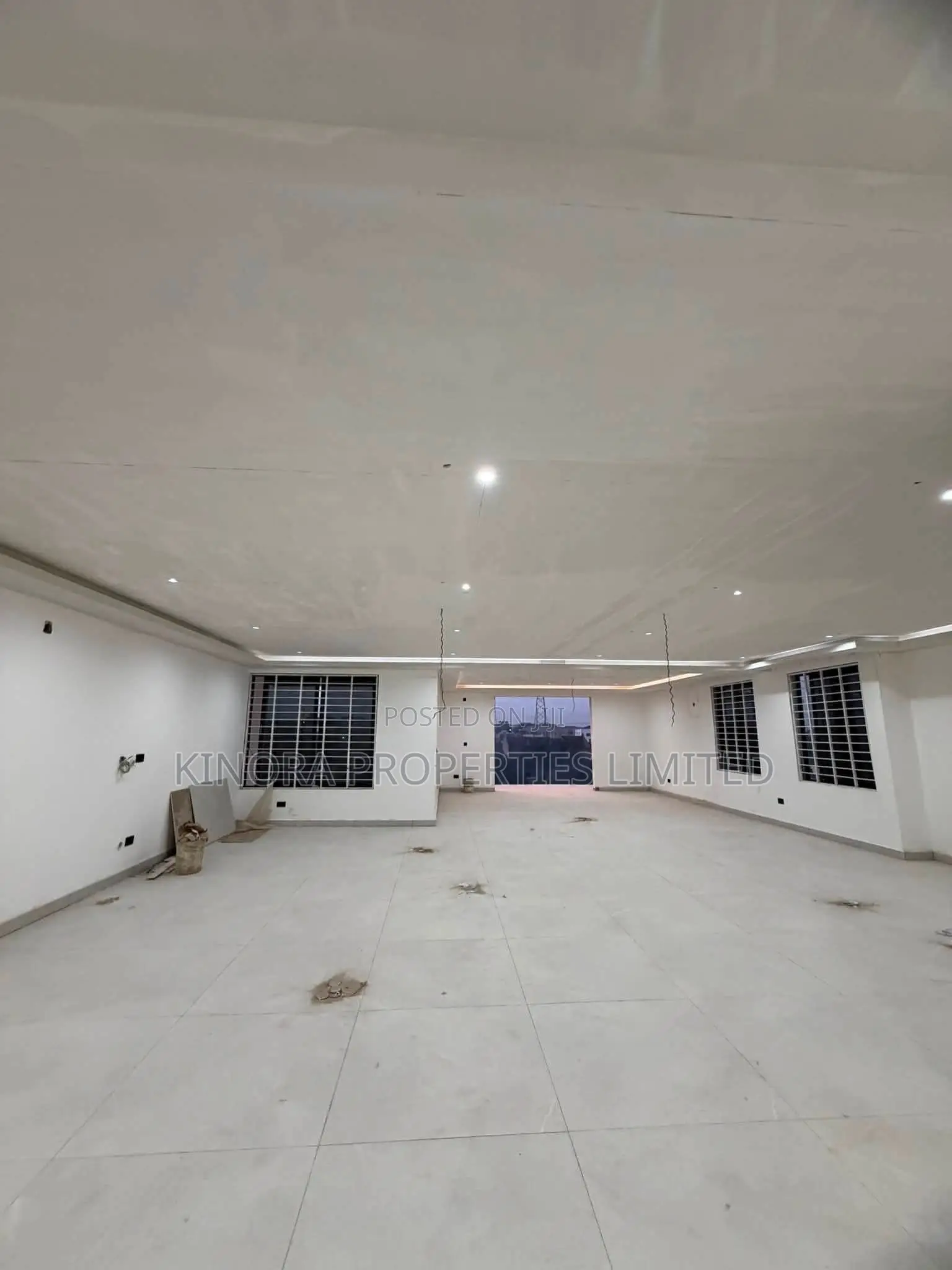 7bdrm Condo in Adjiganor, East Legon for sale