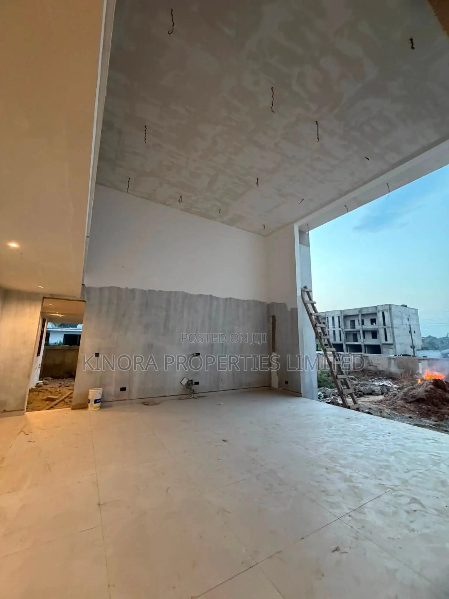 7bdrm Condo in Adjiganor, East Legon for sale