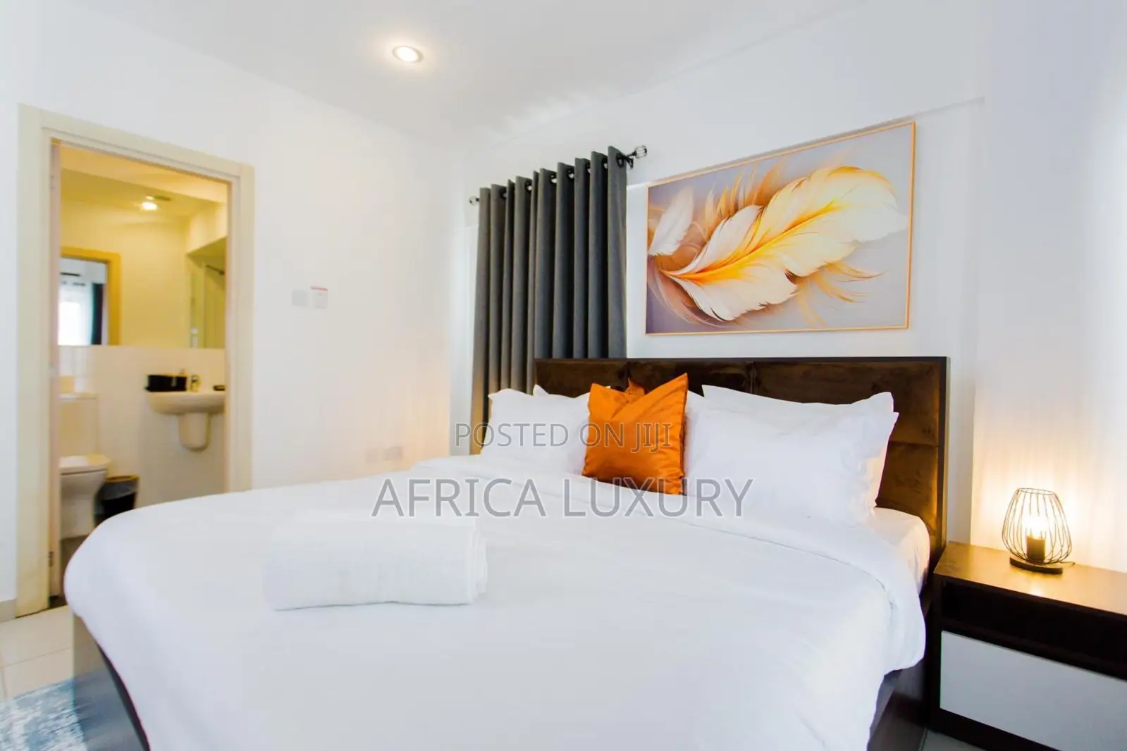 Exclusive Three Bedroom Serviced Apartment at Gallery